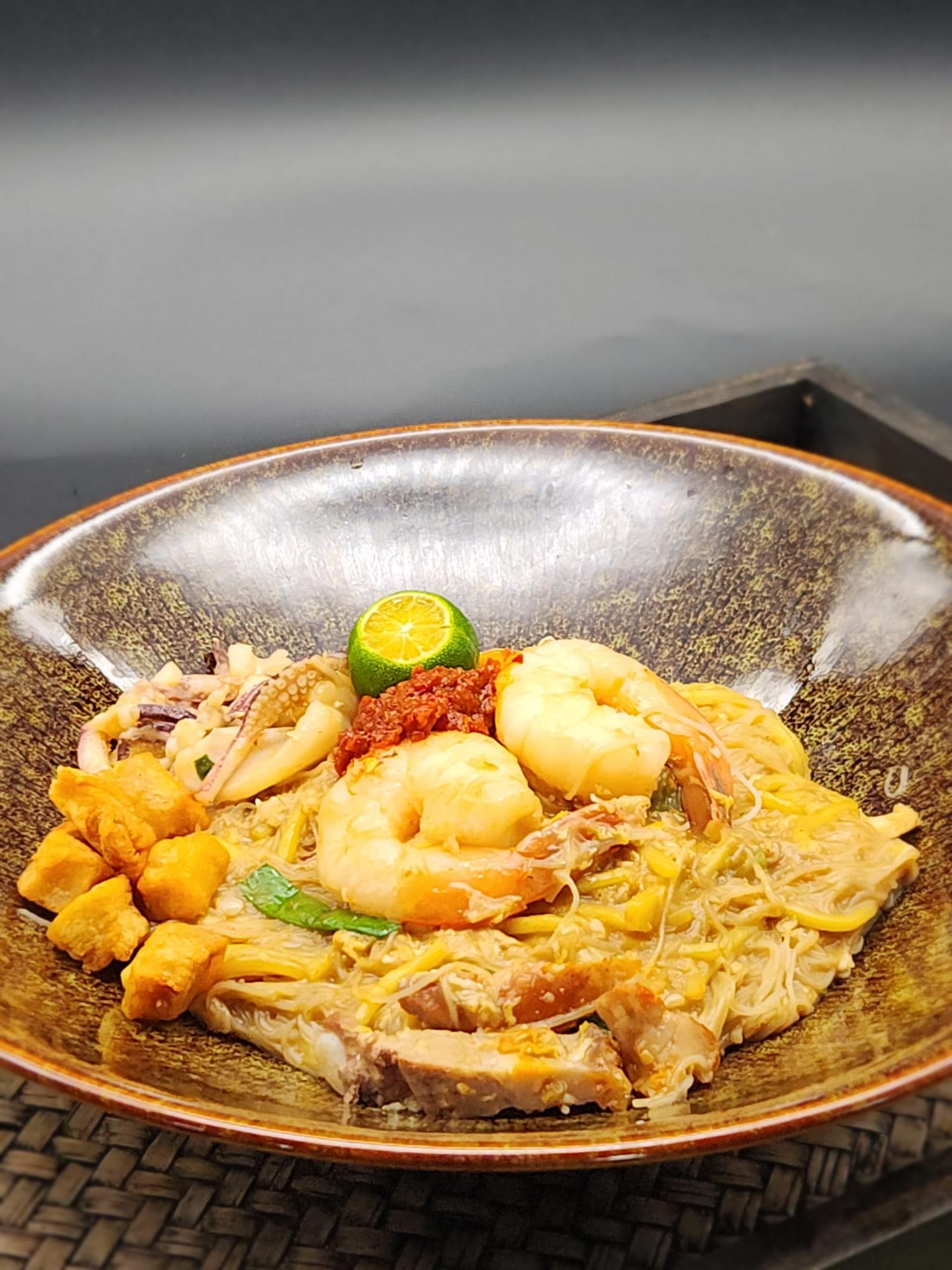 Cafe OSG Zichar Tea Room and Wine Bar, Singapore  - Thumbnail 6