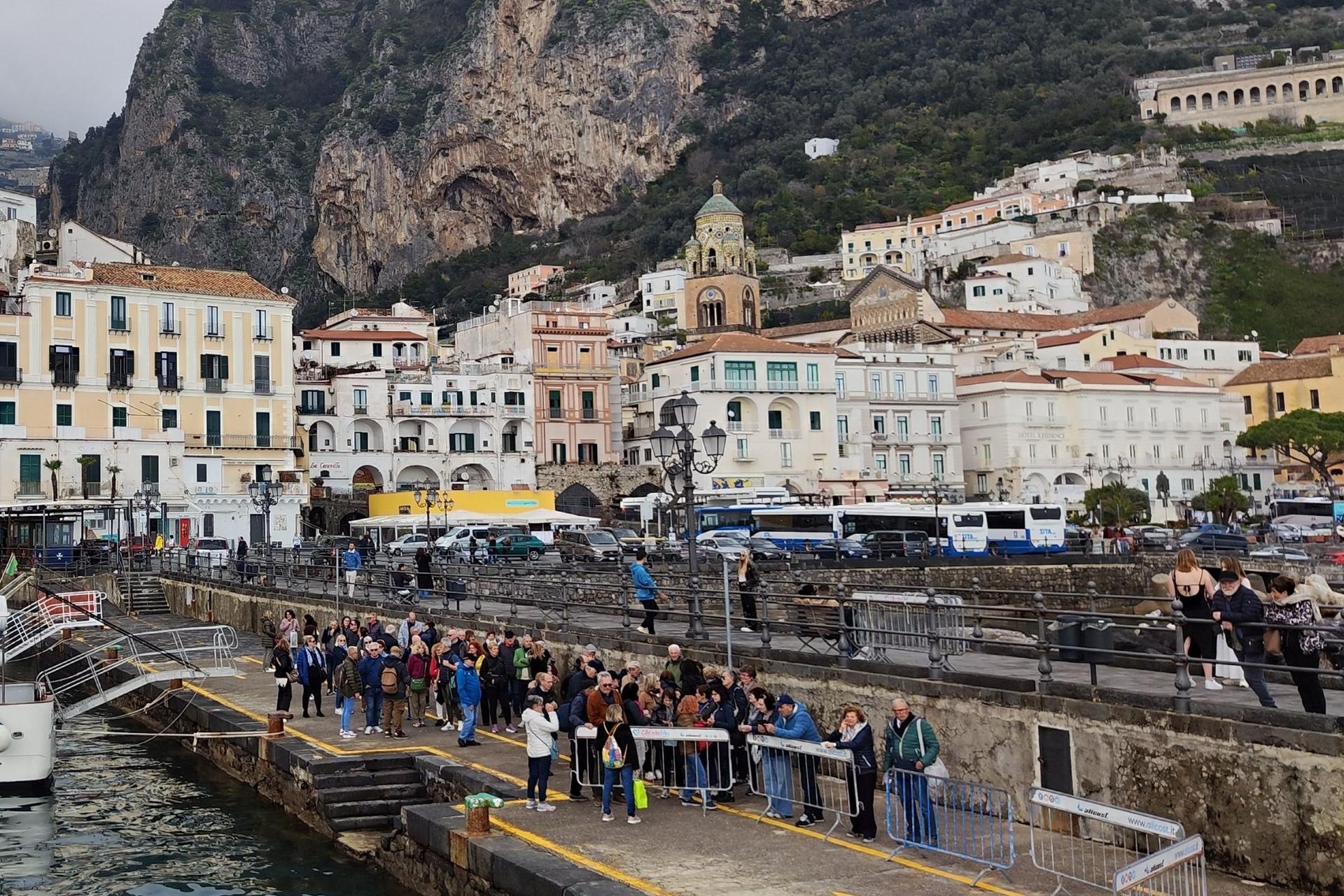 Sorrento - Amalfi Fast Ferry Ticket - Thumbnail 8