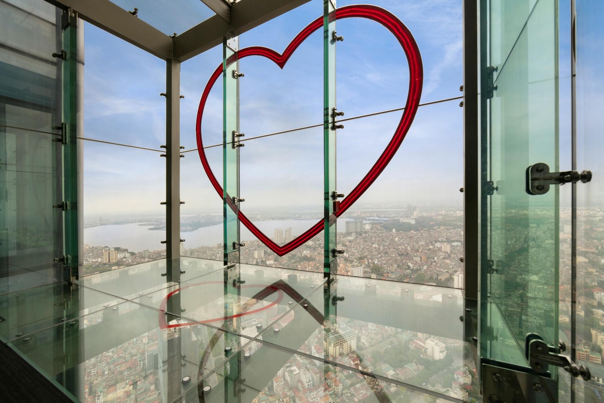 Hanoi Sky Lotte Observation Deck Ticket  - Thumbnail 3