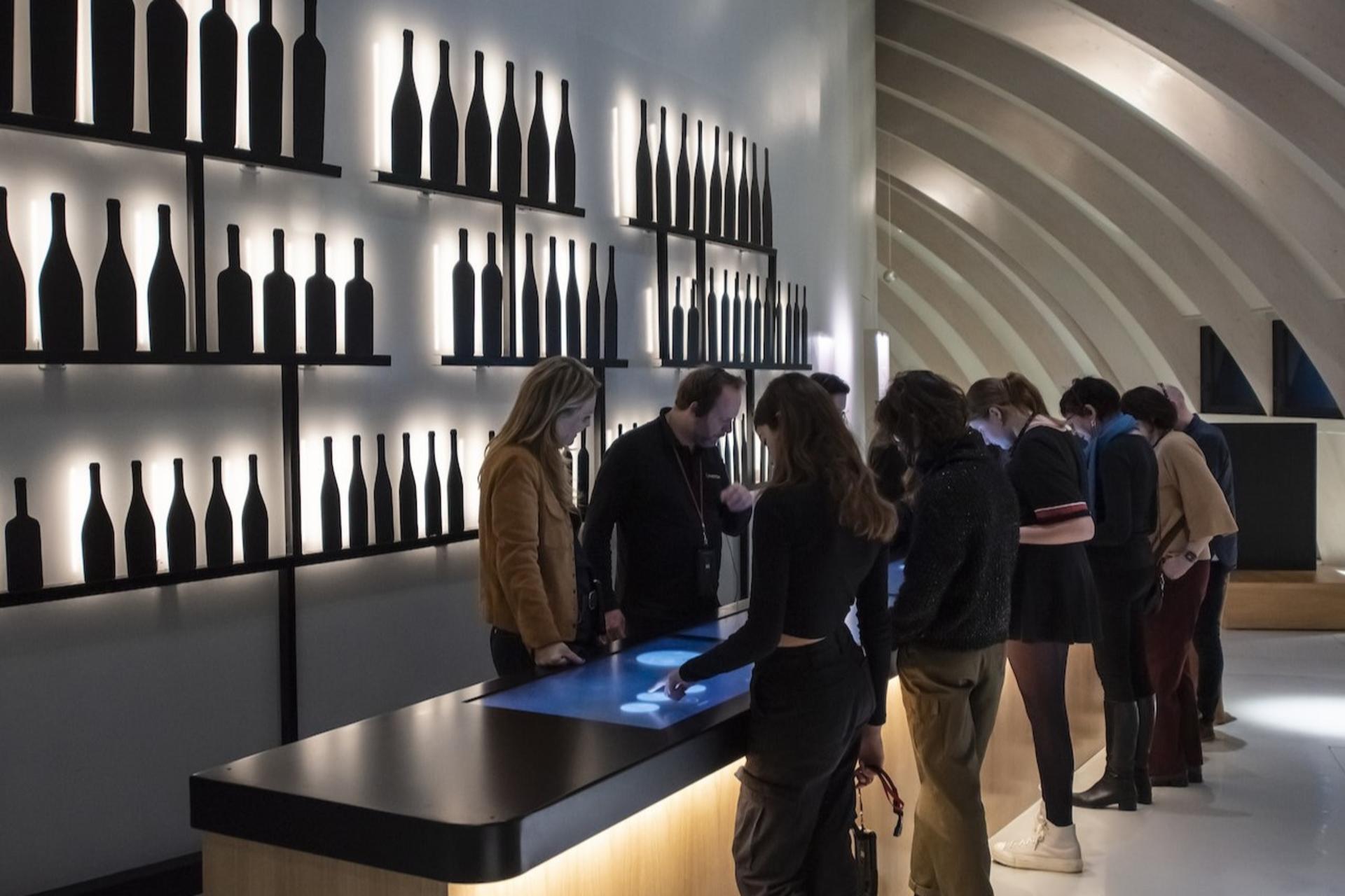 La Cite du Vin Admission with Wine Tasting - Thumbnail 5