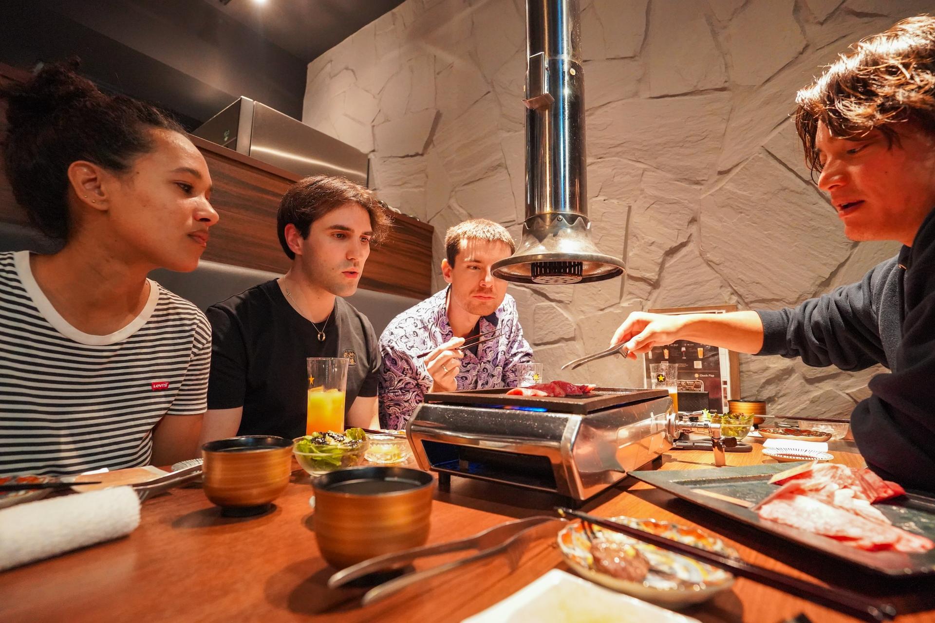 Tokyo Omakase Sushi & A5 Wagyu Premium Foodie Tour in Shinjuku  - Thumbnail 6