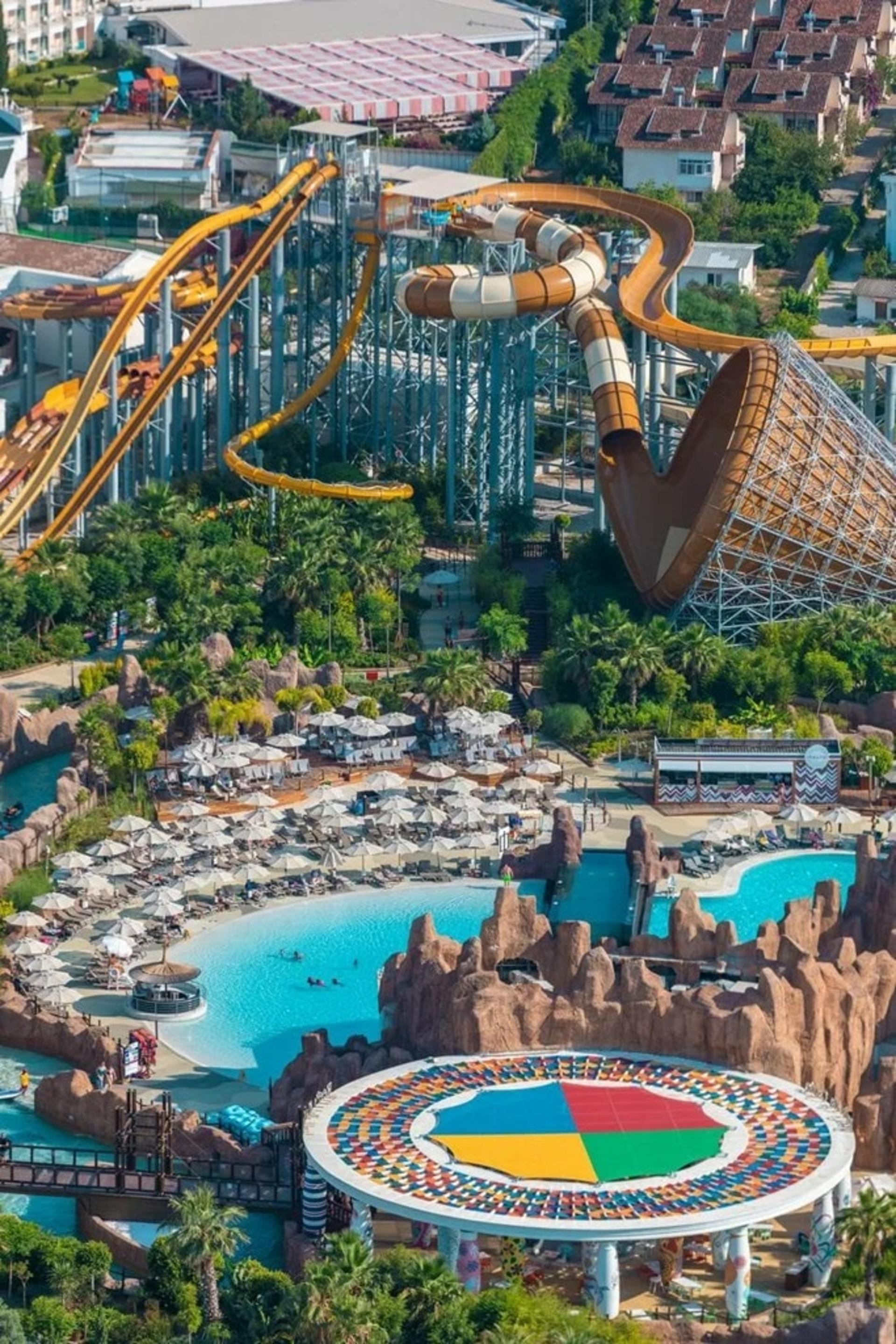 Land of Legends Themepark & Night Show with transfers from Alanya - Thumbnail 11