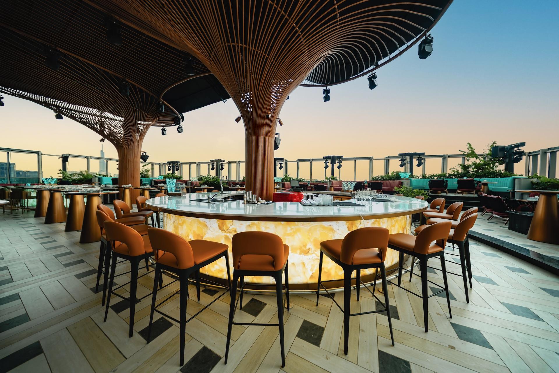 KEN Skybar: Rooftop Sunset & Nightlife Experience in Ho Chi Minh - Thumbnail 2