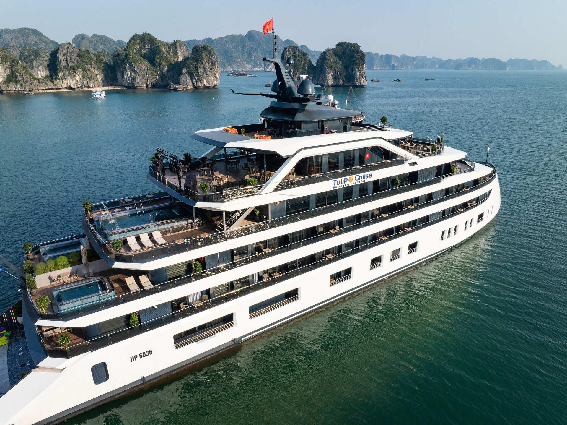 Dora 2D1N Cruise: Ha Long Bay and Lan Ha Bay Tour - Thumbnail 7