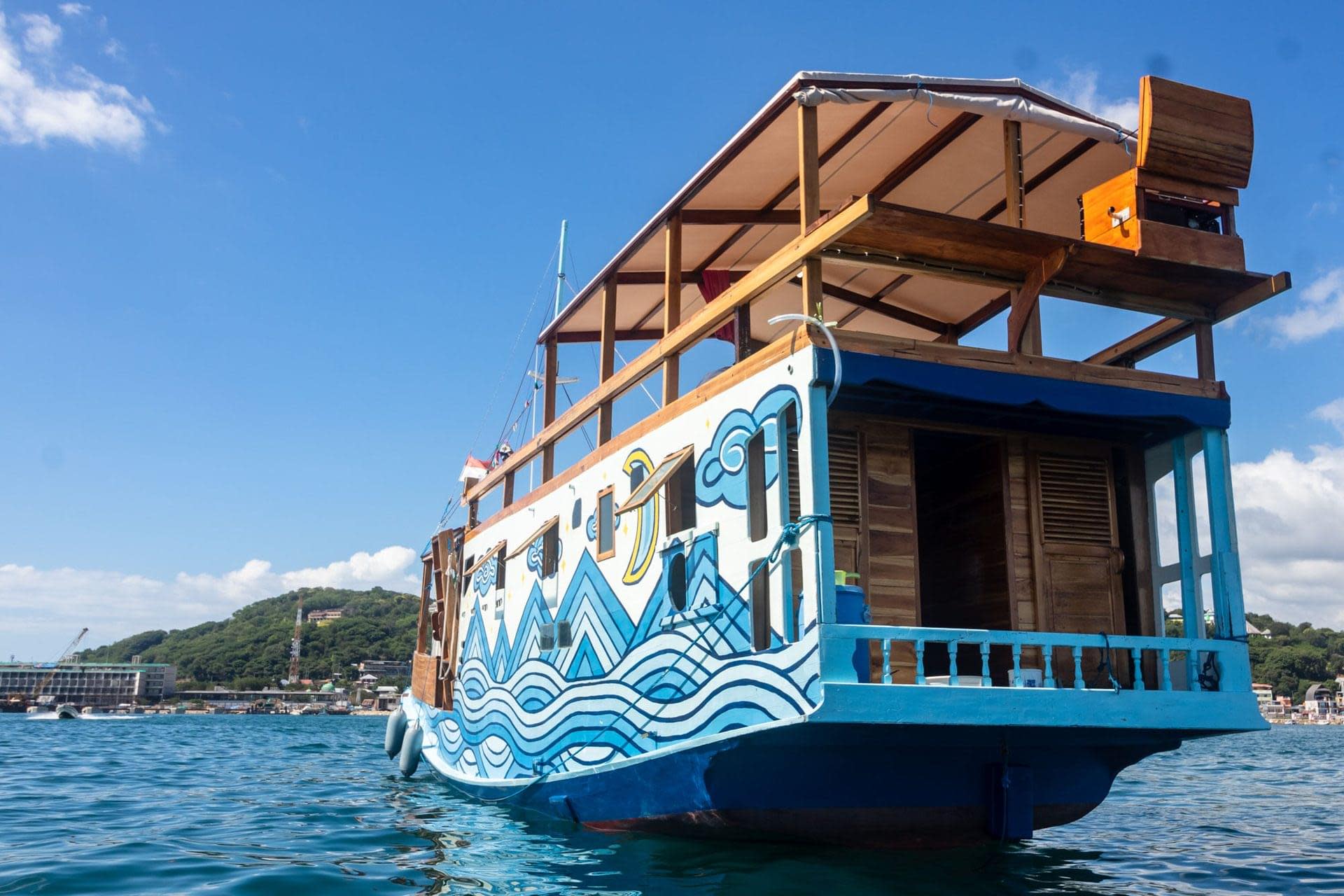 Marine Marvels: Full-Day Komodo Dive Exploration with PADI 5* Center - Thumbnail 5