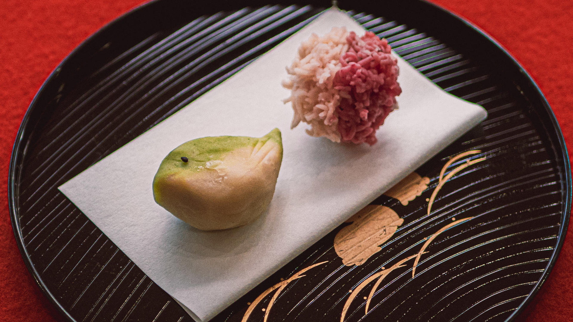 Traditional  Japanese Sweets Making Workshop in Osaka  - Thumbnail 3