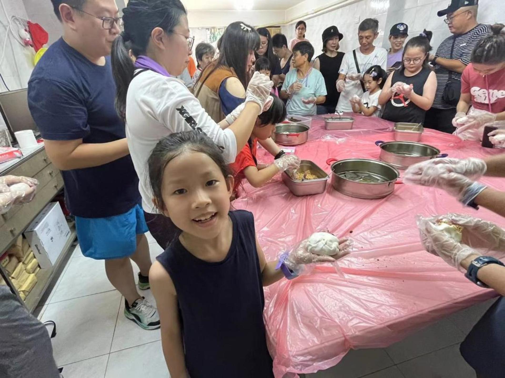 Tai O Chak Guo / Mochi / Salted Egg Yolk Workshop Experience(Free Tai o  boat tickets) - Thumbnail 5