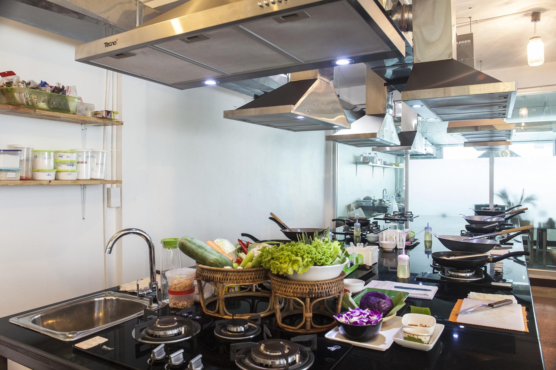 Bangkok Thai Cooking Academy - Thumbnail 35