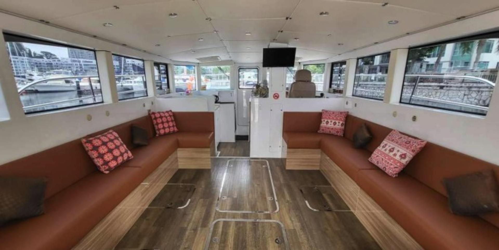 Singapore Yacht Charter by White Sails - Thumbnail 12