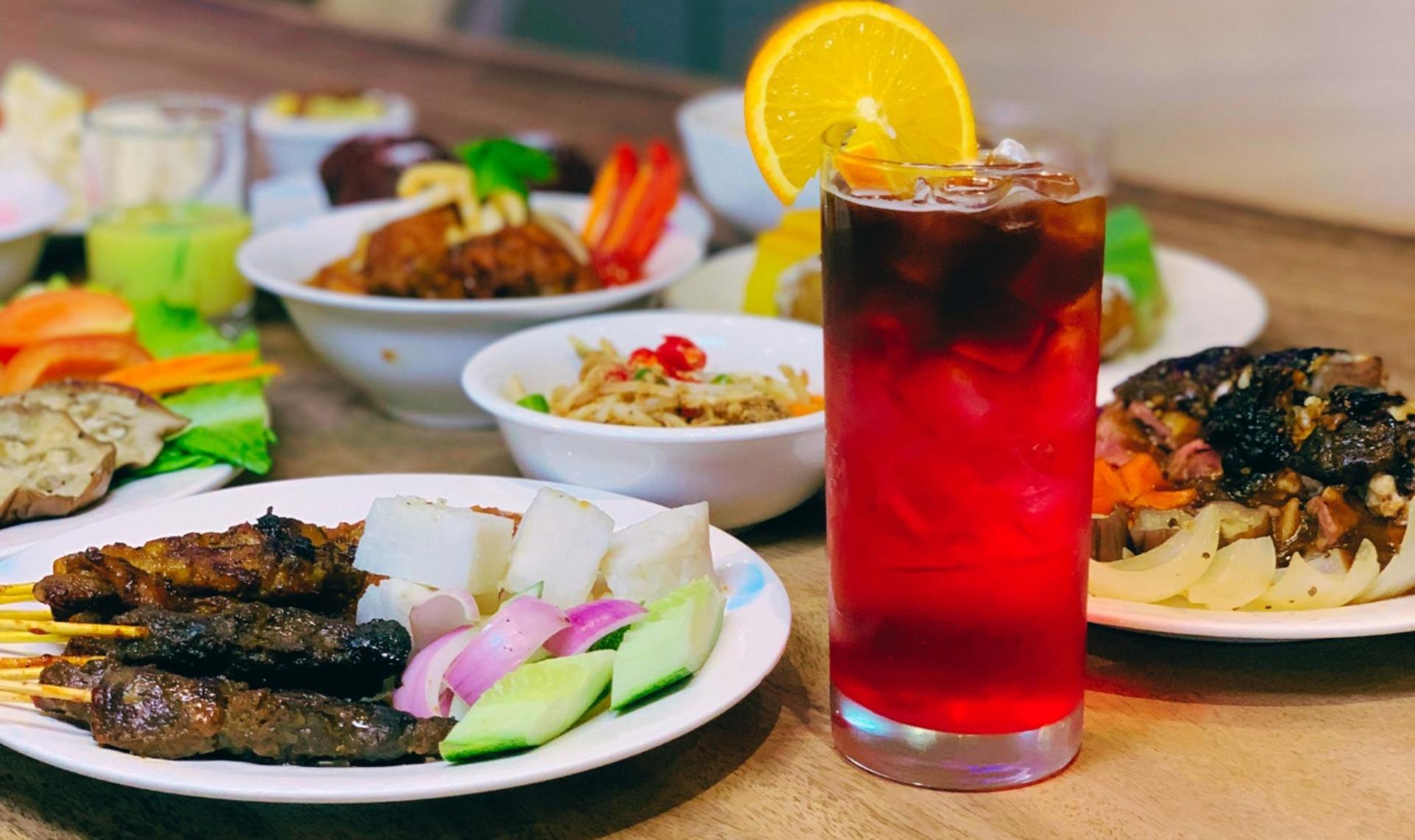 Hotel Dining at The Great Room by Holiday Inn Express Kuala Lumpur City Centre - Thumbnail 2