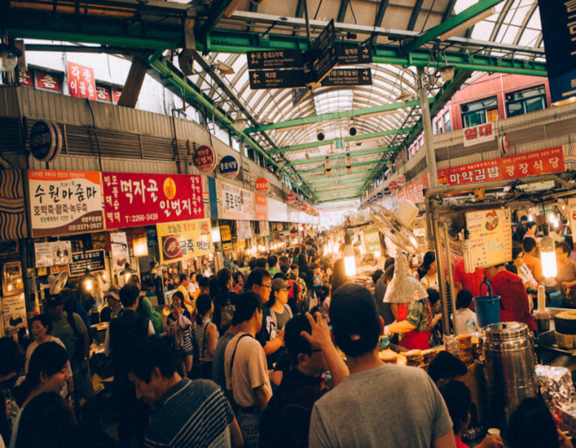 Roots of Seoul Walking tour: Jongmyo, Jogyesa & Gwangjang Market - Thumbnail 56