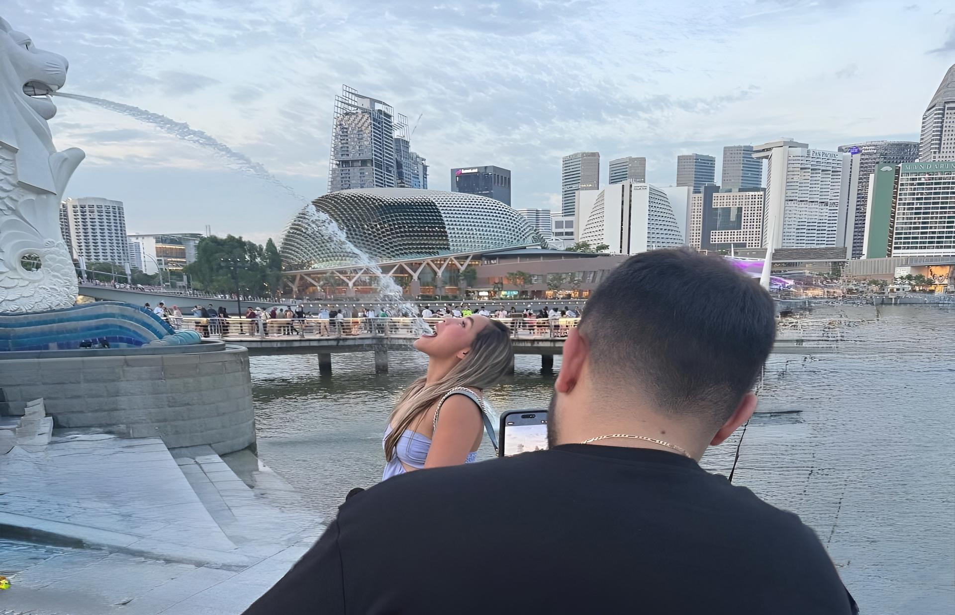 Singapore River Cruise & 2 Must-See Water Light Shows - Thumbnail 6