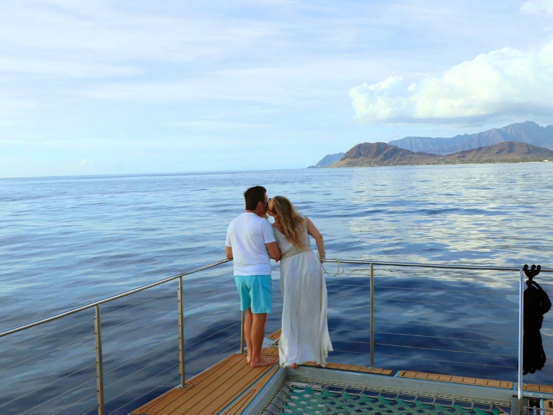 Luxury Morning Snorkel Cruise with Dolphin Watching in Oahu - Thumbnail 10