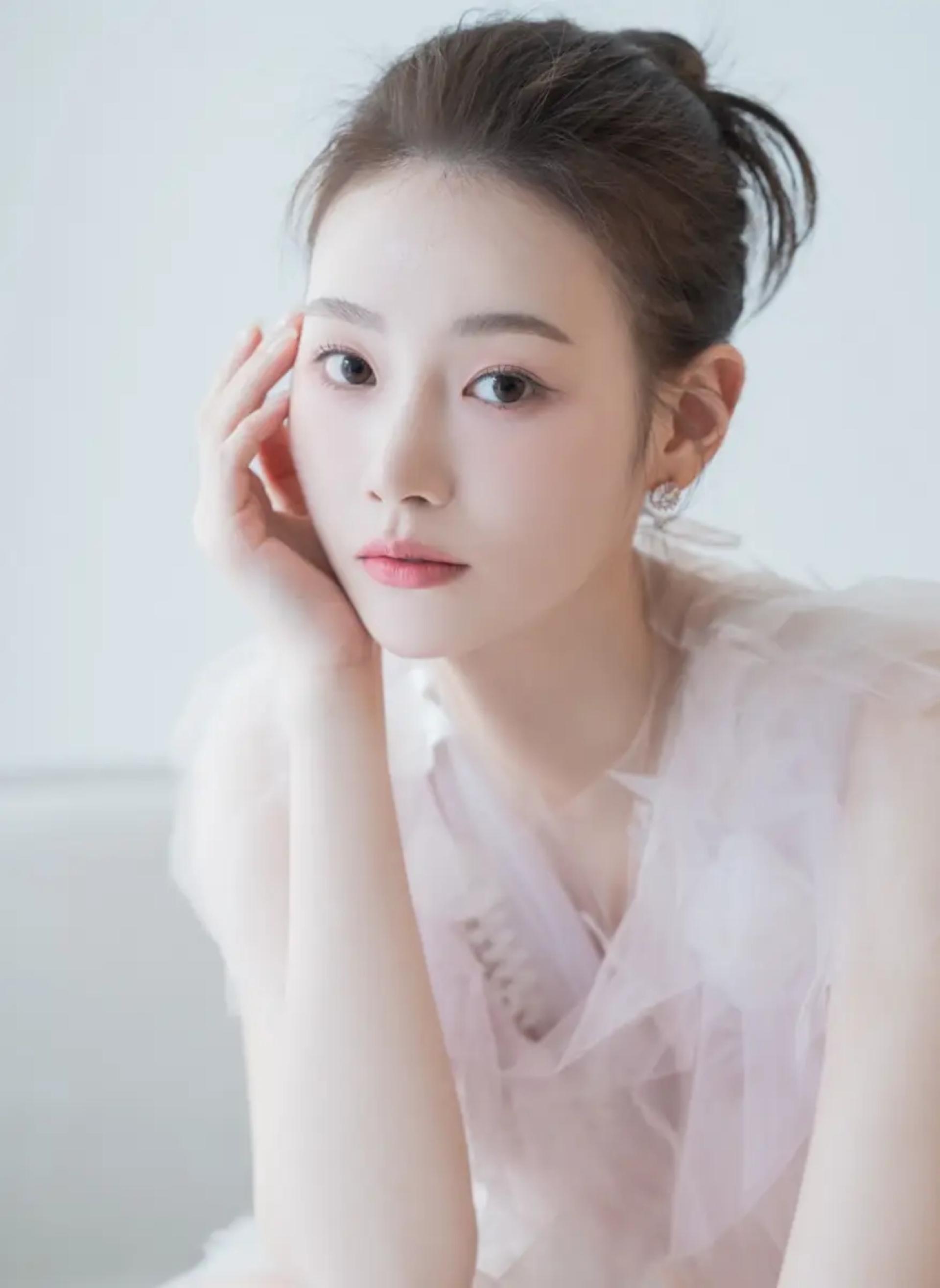 Seoul LAMAISON BEAUTY Private K-Pop Hair & Makeup - Thumbnail 6