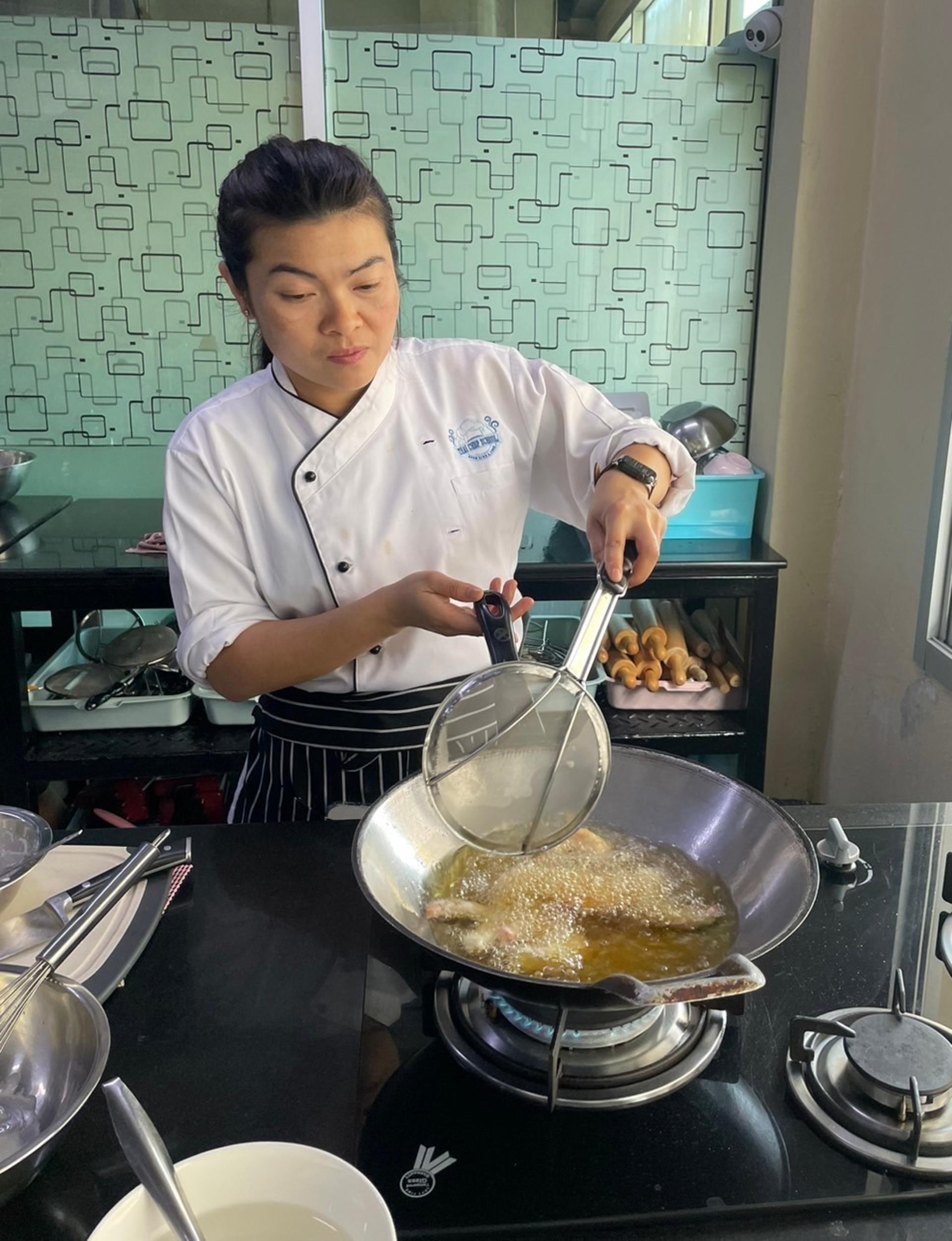 Bangkok Thai Cooking Academy - Thumbnail 16
