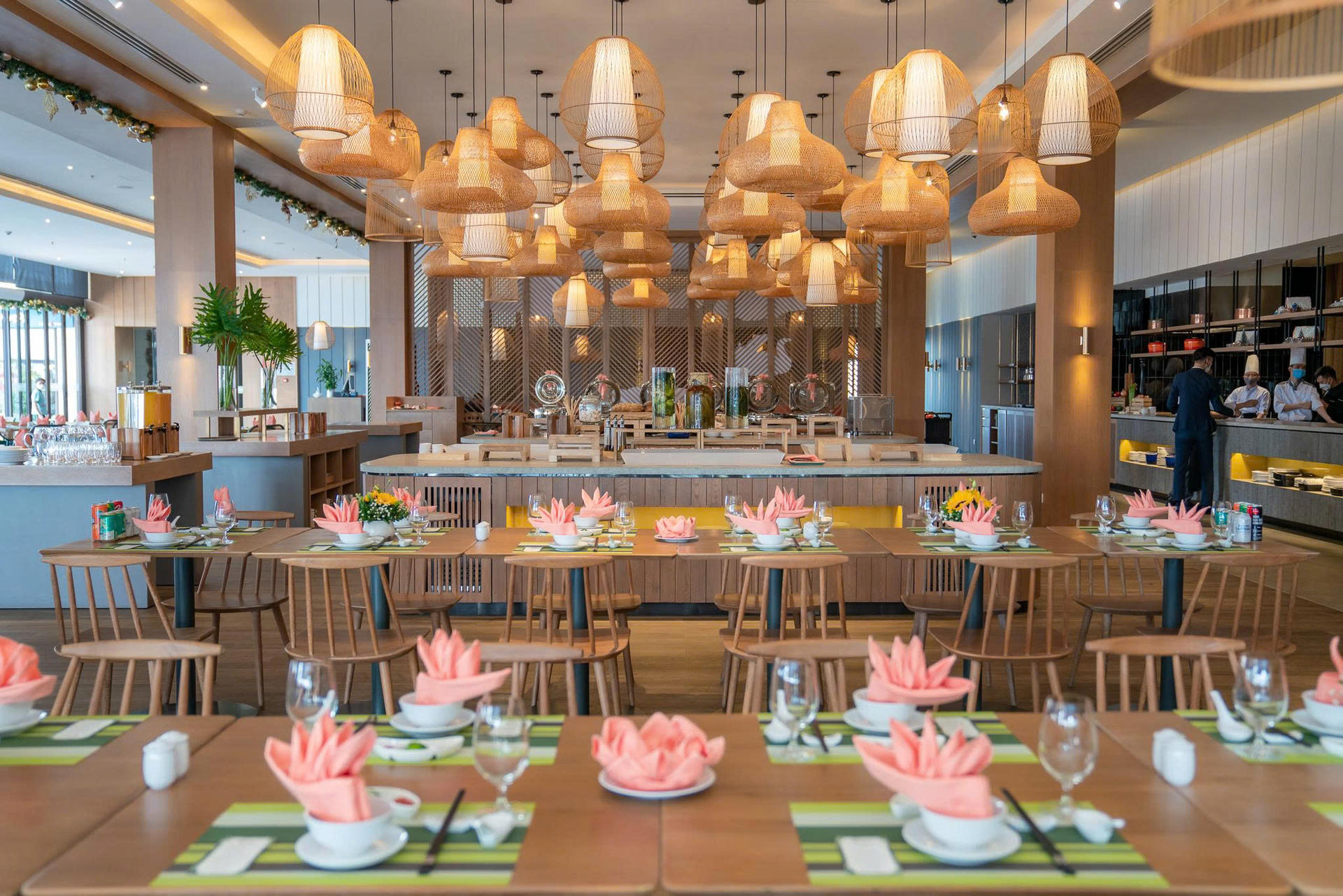 Authentic Vietnamese & Western Set Menu at Oakwood Ha Long - Thumbnail 18