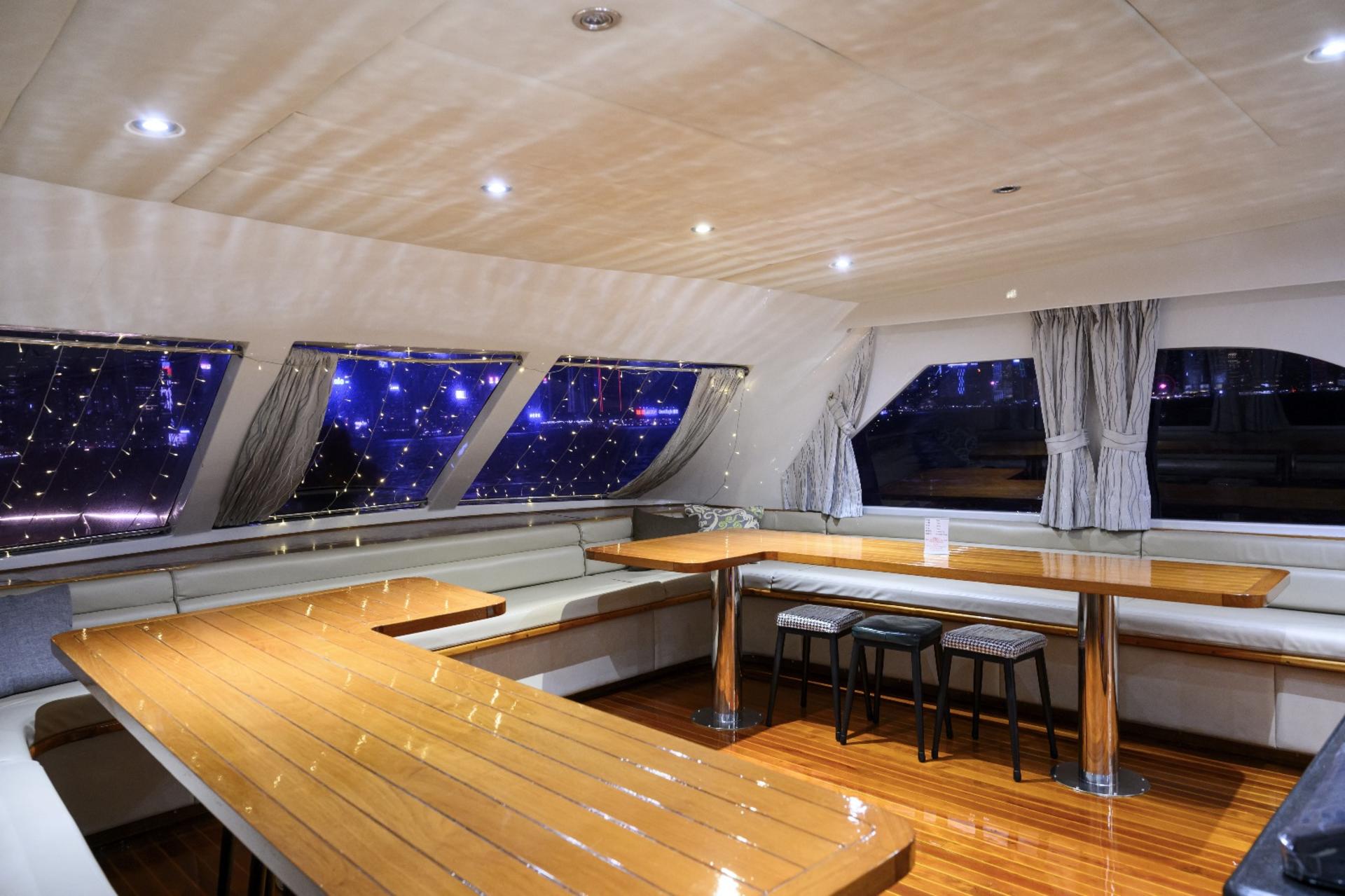 2026 National Day Fireworks Display x Western-style Yacht - Thumbnail 6