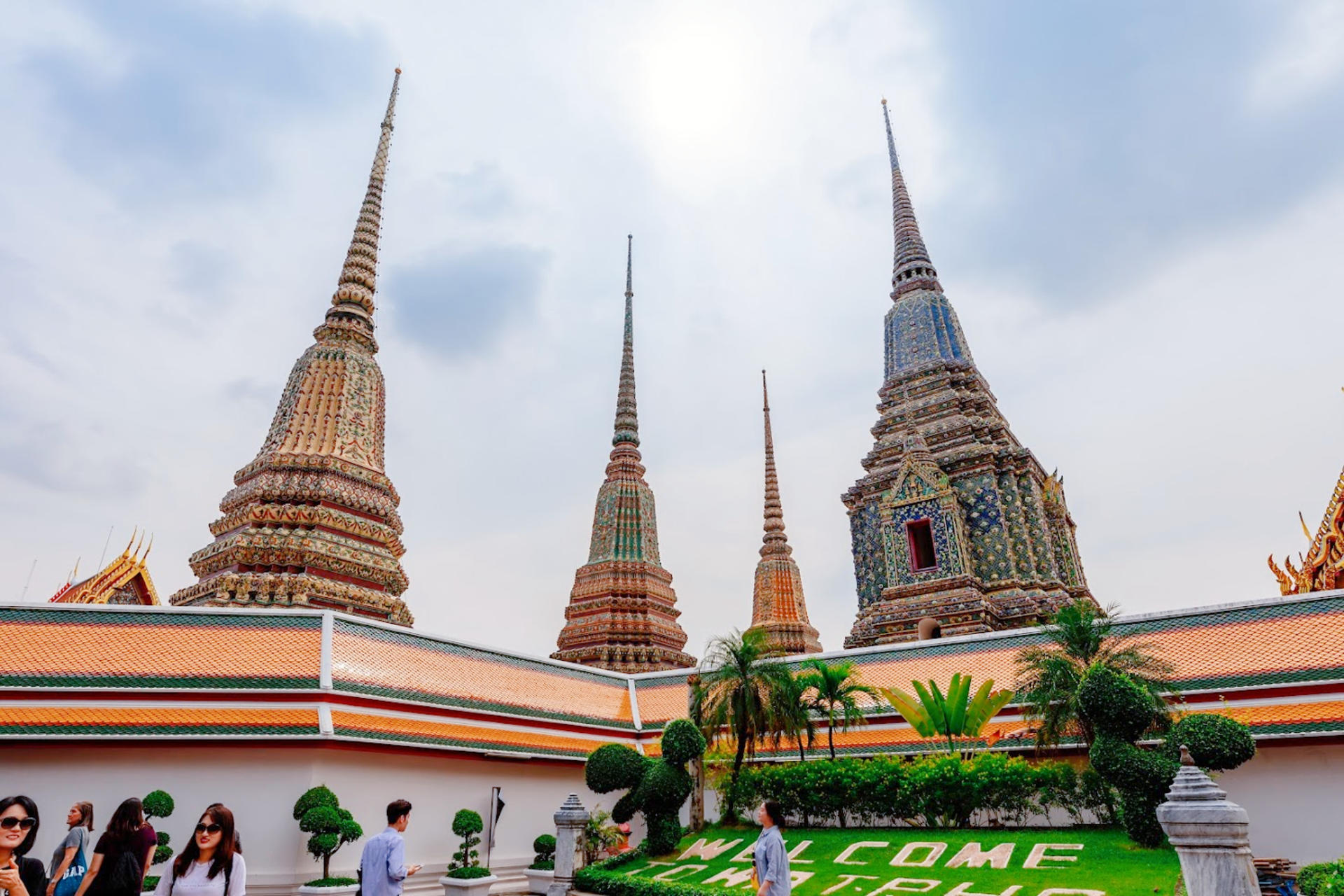 Private Grand Palace Night Tour: Wat Pho, Tha Maharaj, Khao San - Thumbnail 12