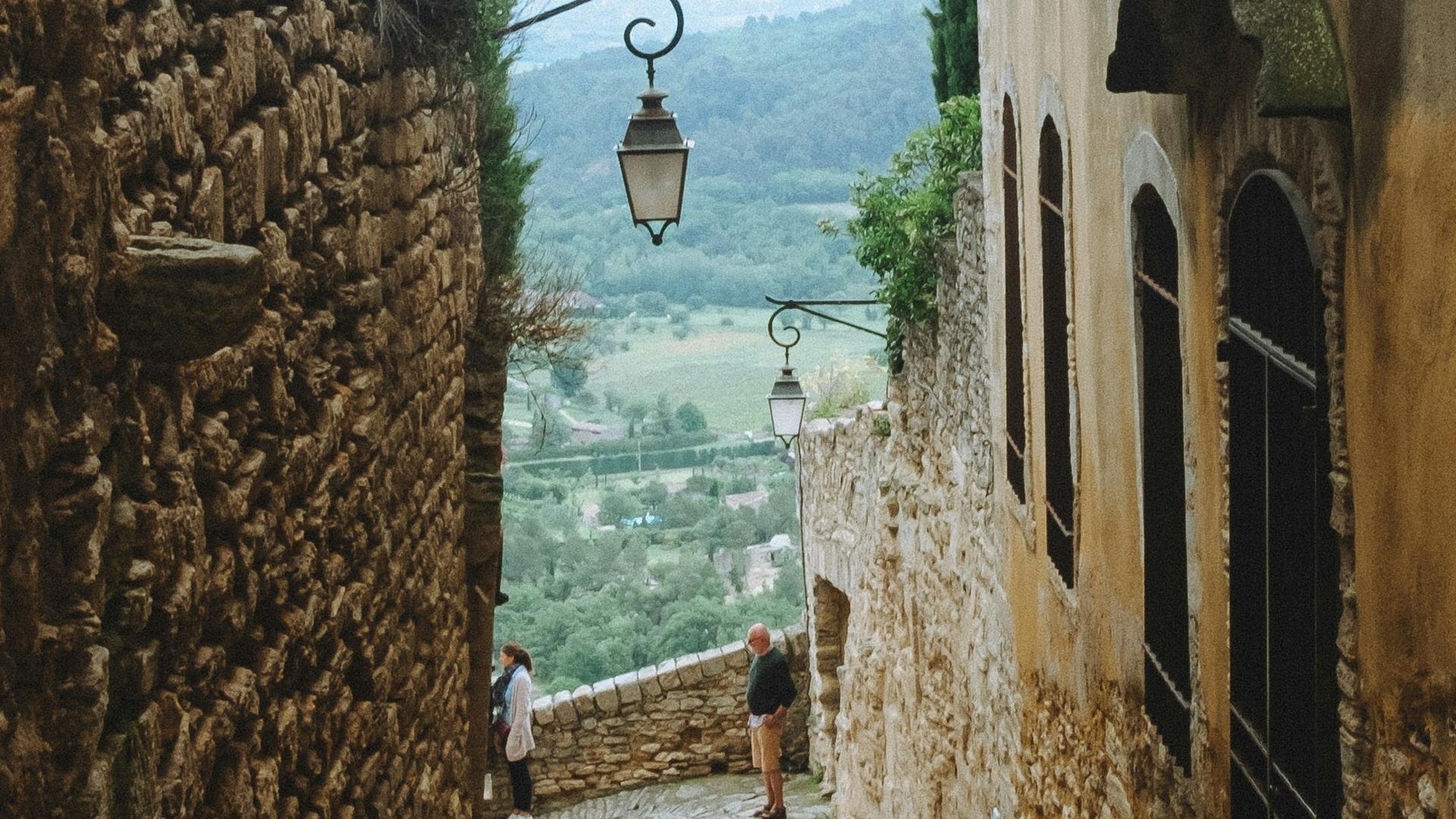 Aix-en-Provence Luberon Full-Day Small Group Guided Tour - Thumbnail 4