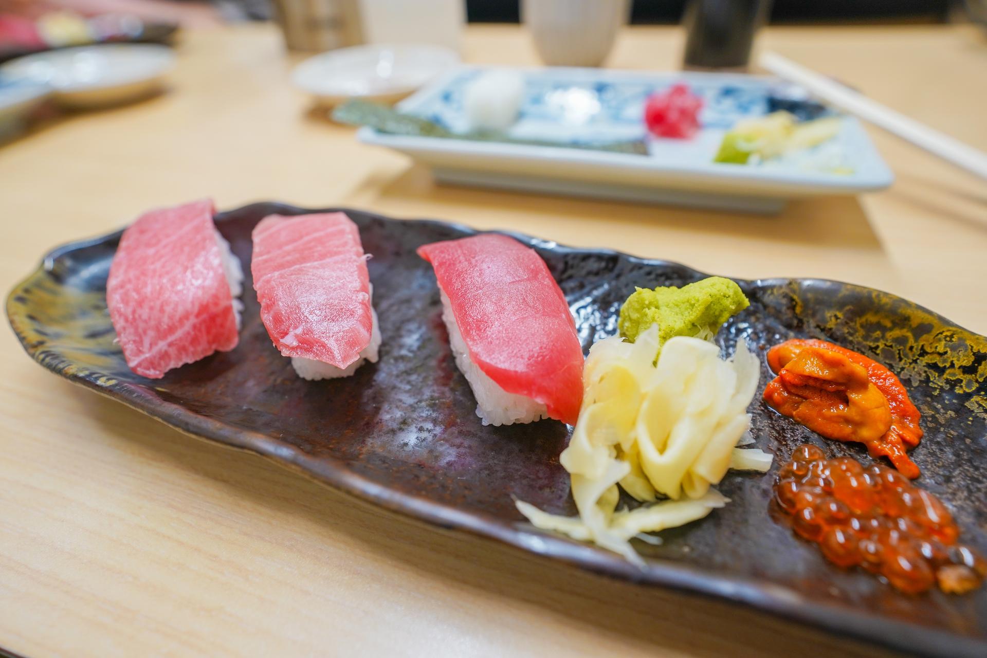 Tsukiji Fish Market Tour : Behind the Scenes & 10 Seafood Tastings  - Thumbnail 7