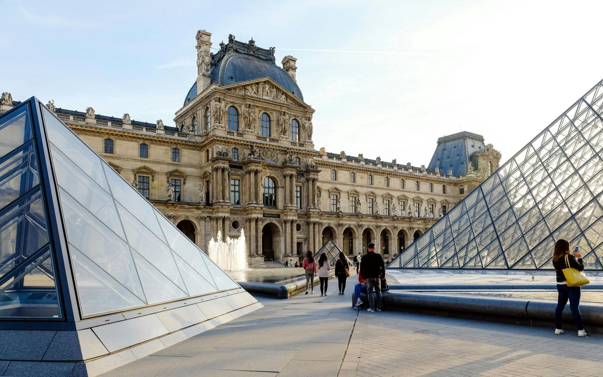 Paris in two days: Louvre, Notre Dame, Versailles, the Orsay Museum - Thumbnail 9