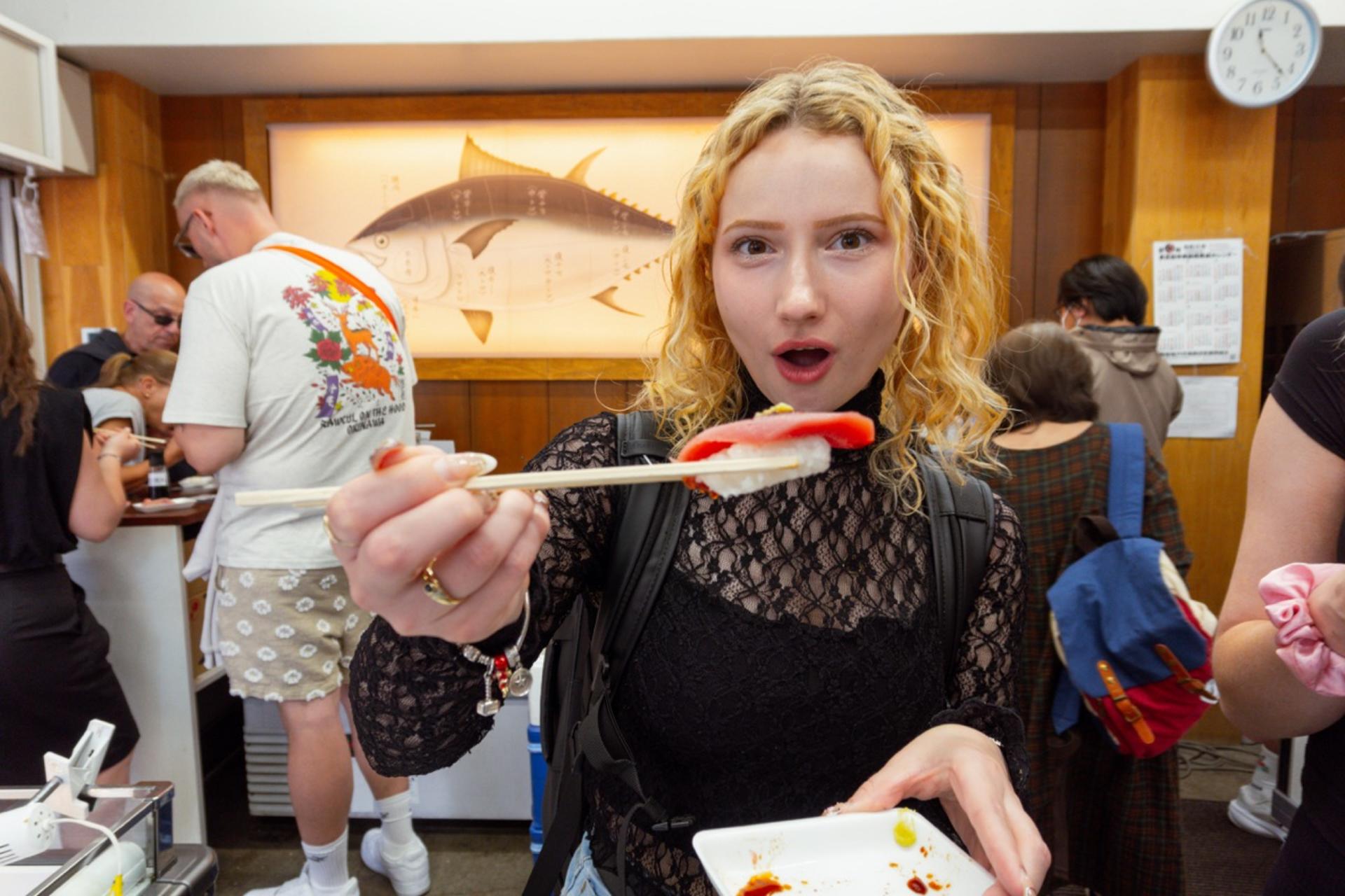 Tokyo: Tsukiji Fish Market Street Food Tour - Thumbnail 9