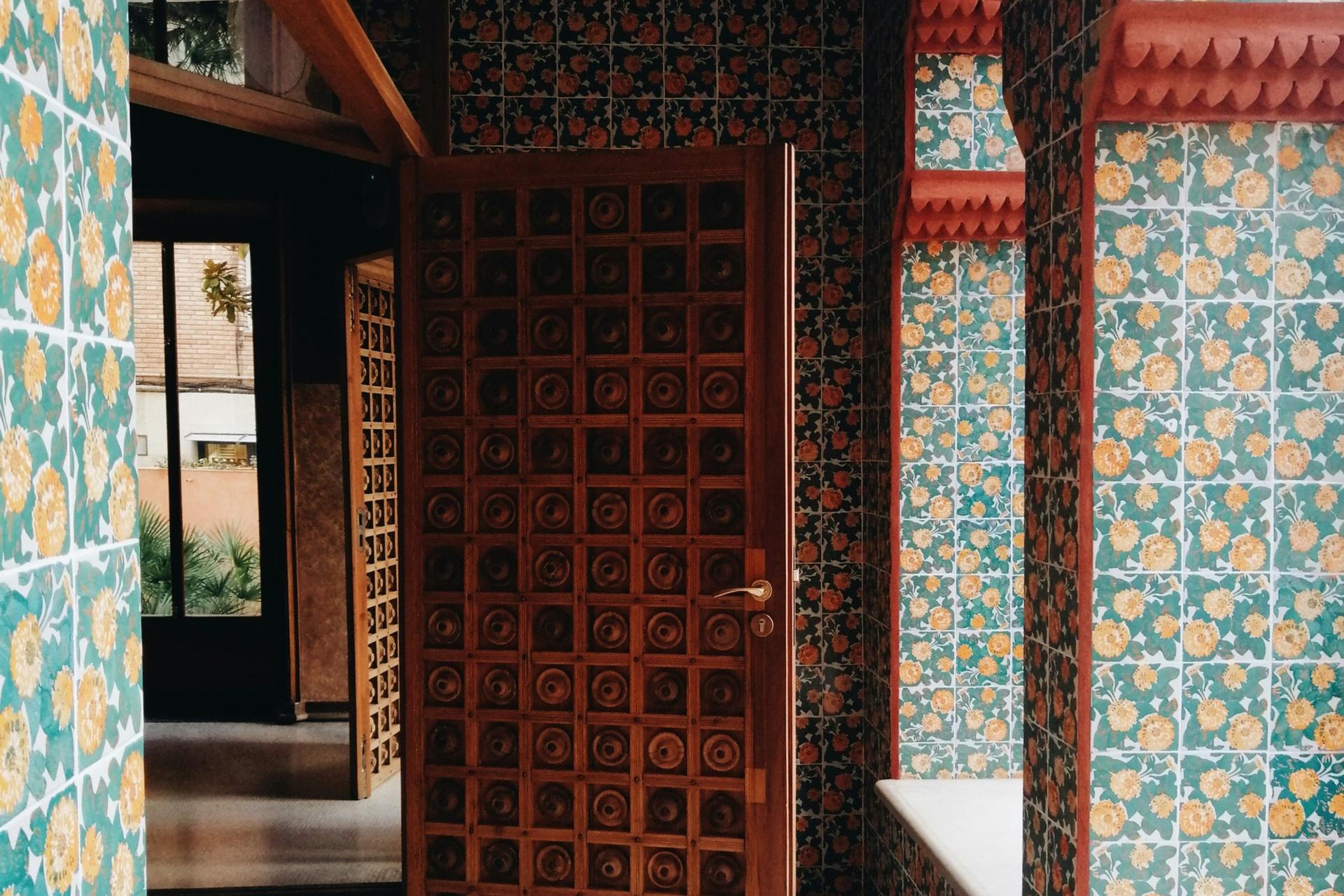 Gaudi Houses, Sagrada Familia and Park Guell Tour - Thumbnail 10