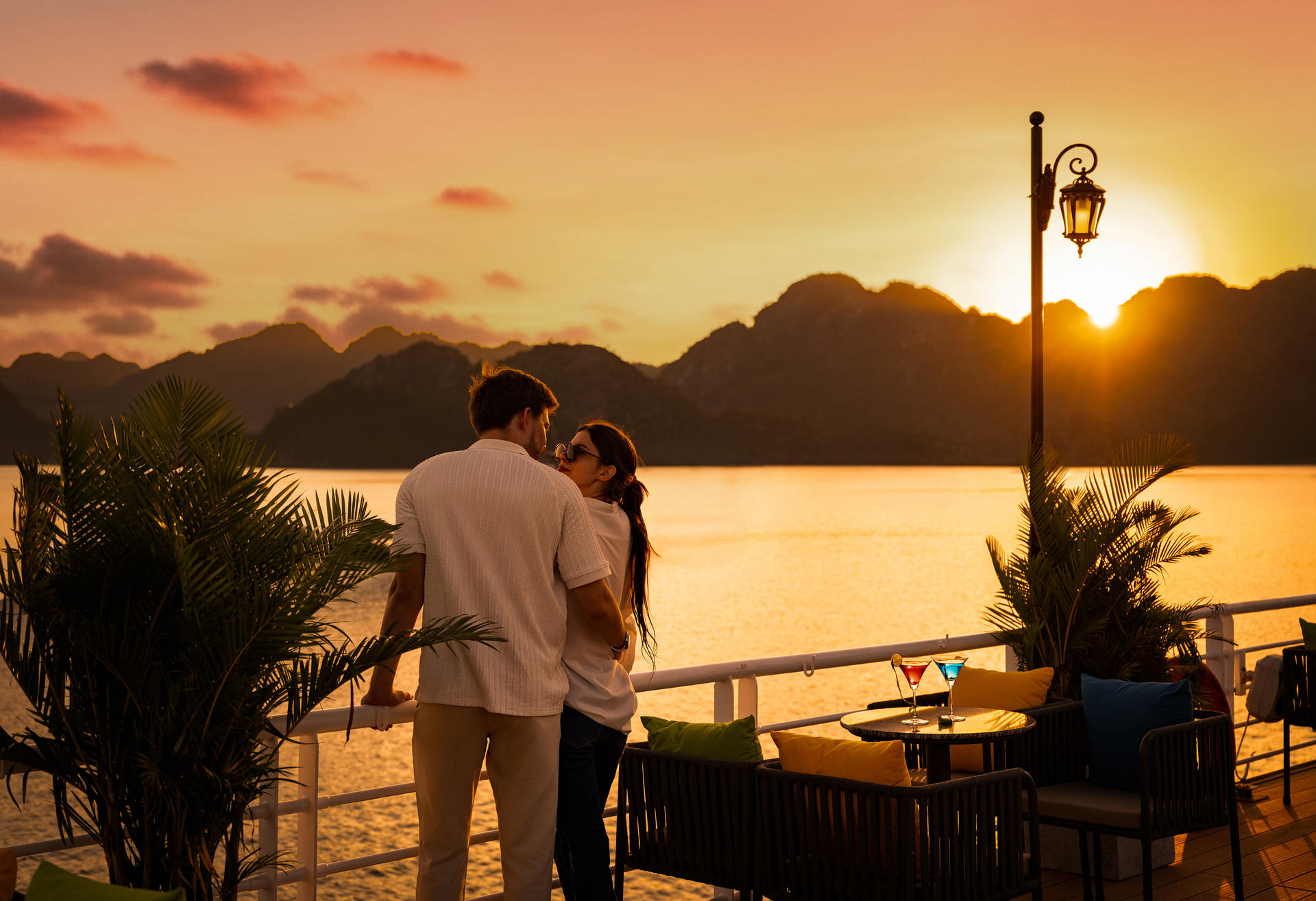 Tropical Day Cruise: Ha Long Bay & Lan Ha Bay, Cat Ba Island Tour - Thumbnail 28