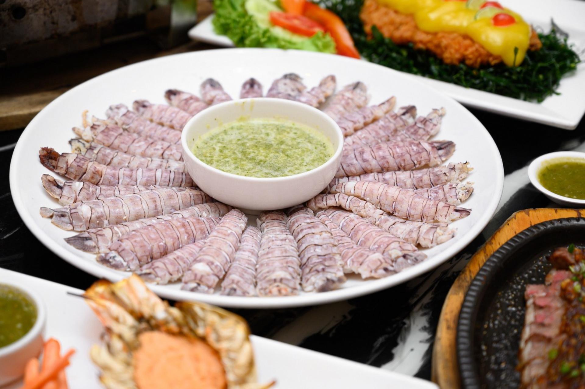 Ploen Restaurant in Ladprao Bangkok - Thumbnail 11
