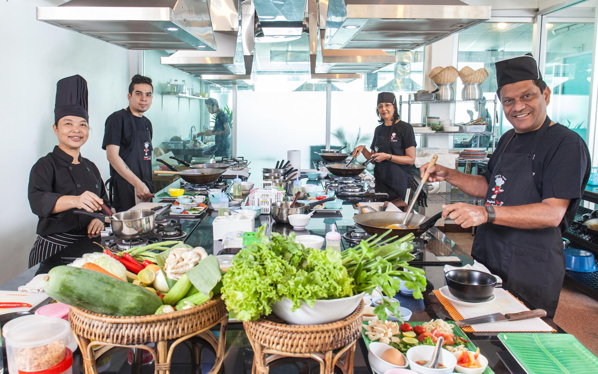 Bangkok Thai Cooking Academy - Thumbnail 37