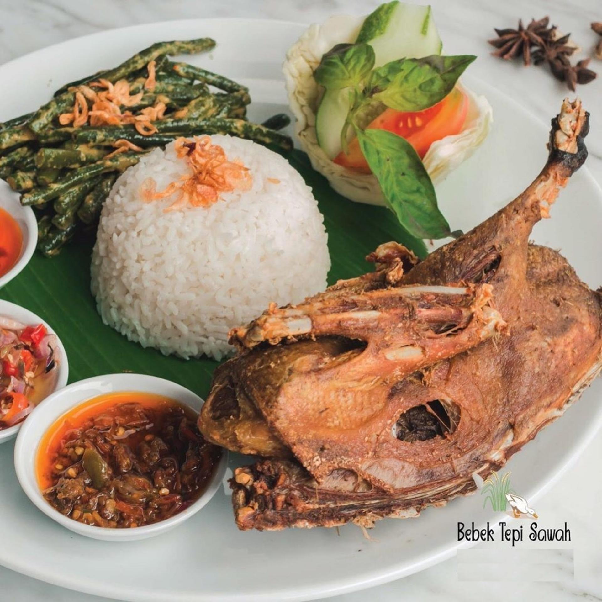 Bebek (Duck) Tepi Sawah Dining Experience in Ubud, Kuta, or Seminyak - Image 1