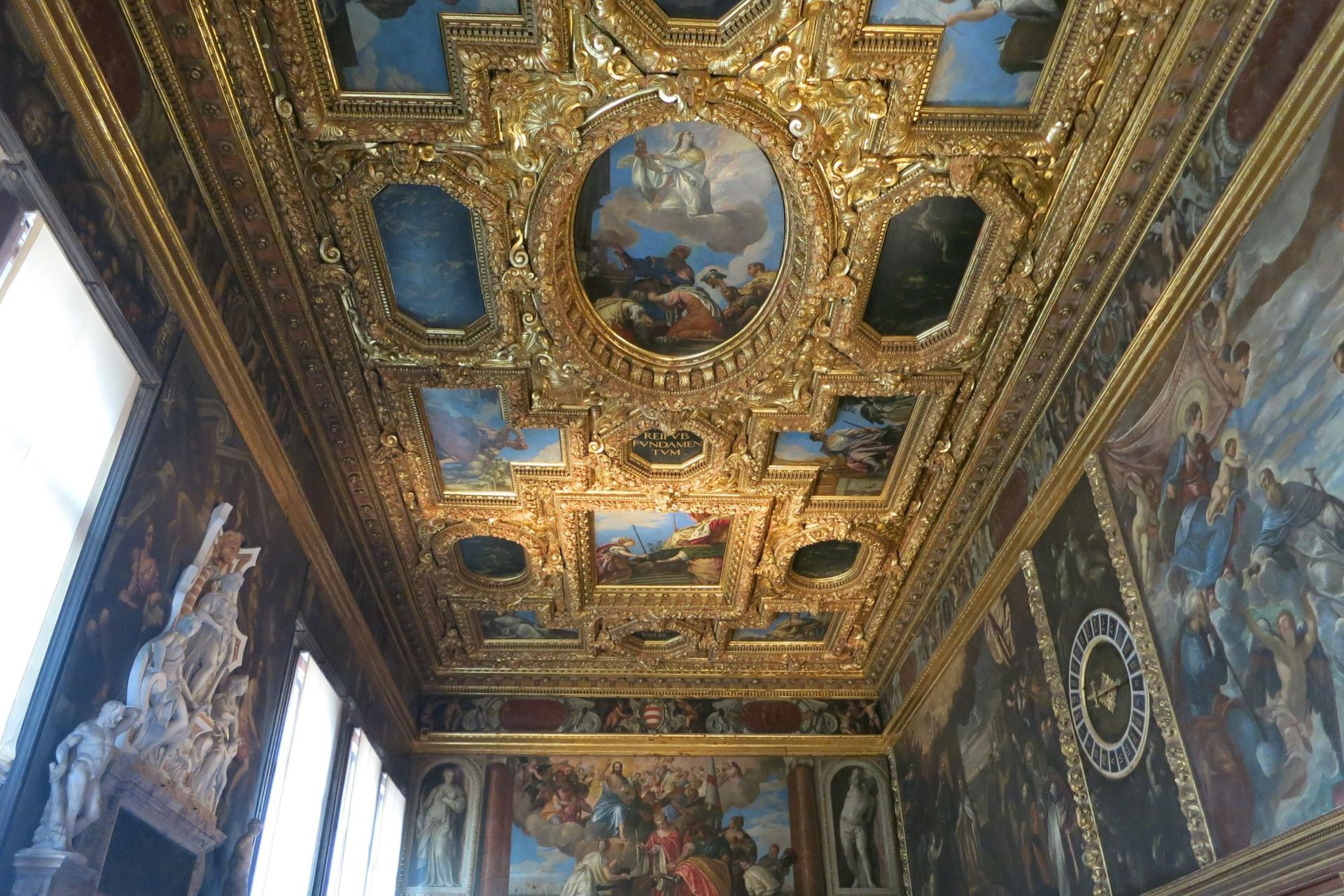 Doge's Palace Tour with Skip the Line Ticket in Venice - Thumbnail 4