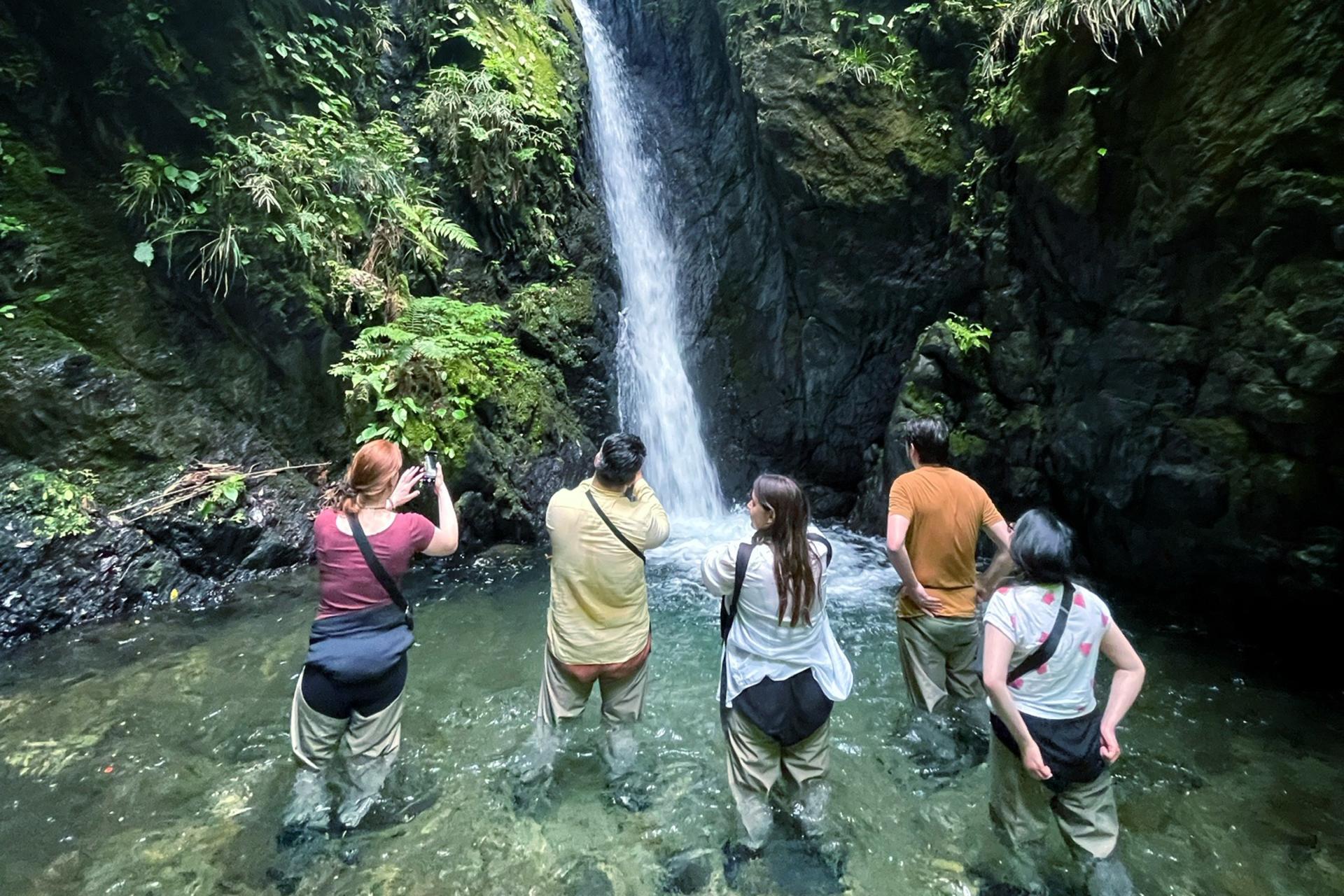 Akiruno Electric Bike & Nature Half-Day Tour - Thumbnail 6