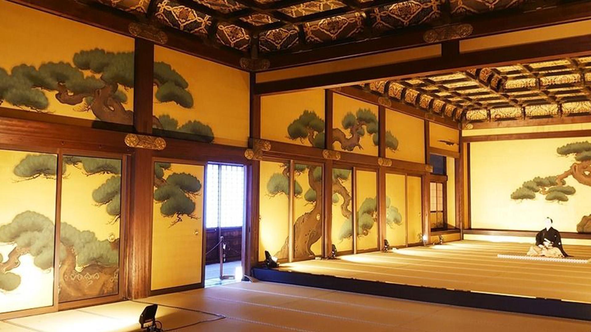 Kyoto: Nijo Castle Admission / World Heritage Guided Tour - Thumbnail 4