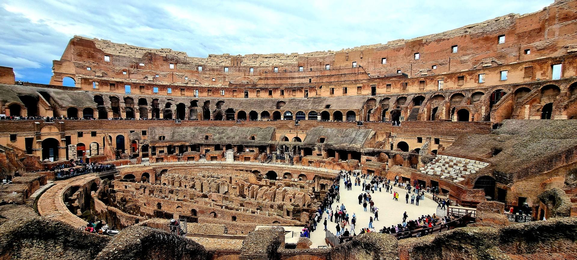 Colosseum, Roman Forum & Palatine Hill Experience with Arena option - Thumbnail 34