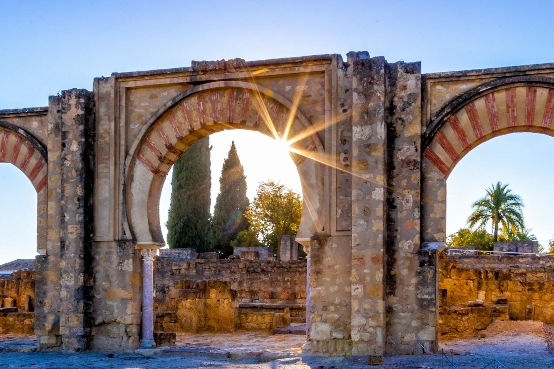 Medina Azahara Guided Day Tour - Image 1