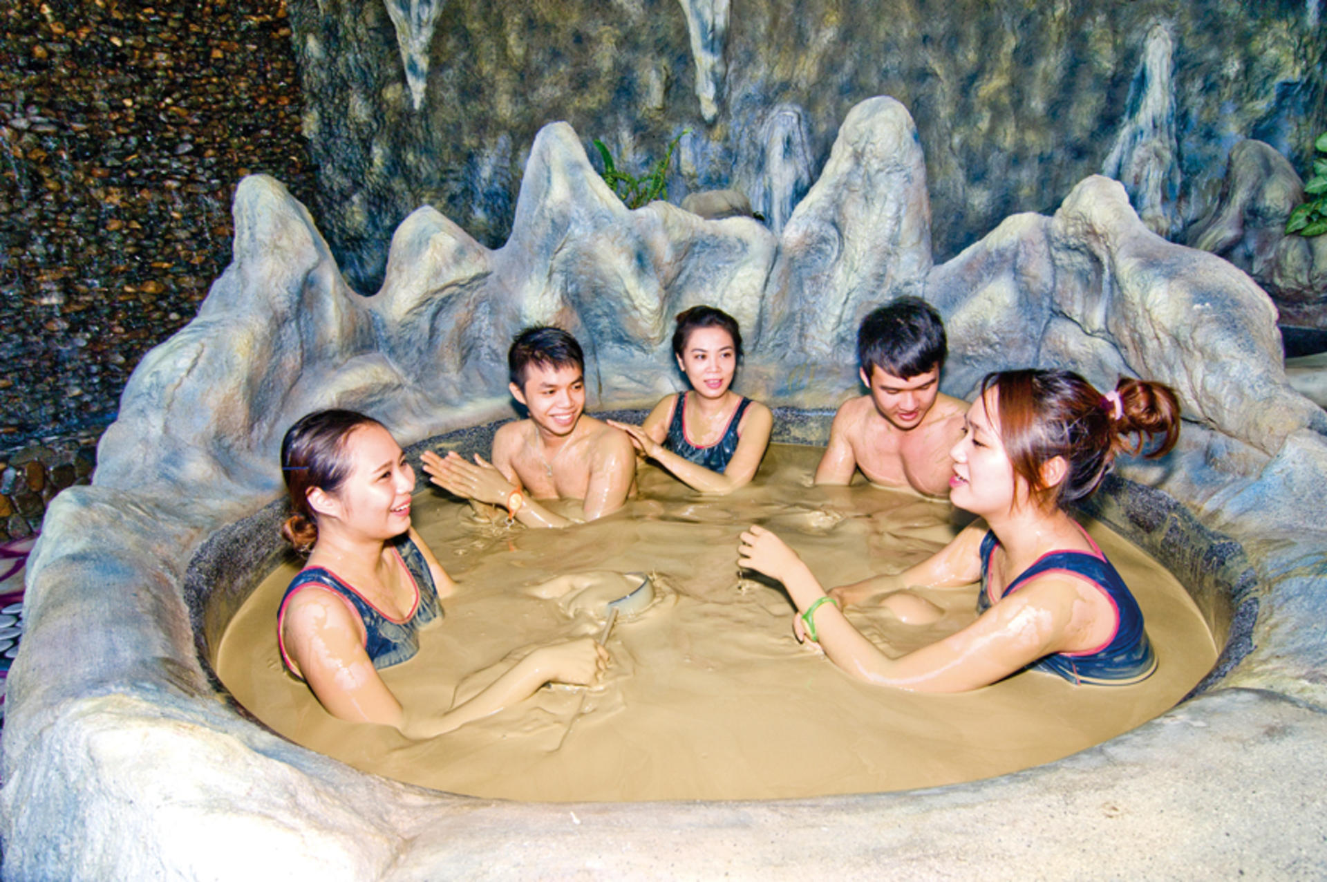 Mud Bath at Galina Hotel and Spa in Nha Trang - Thumbnail 4