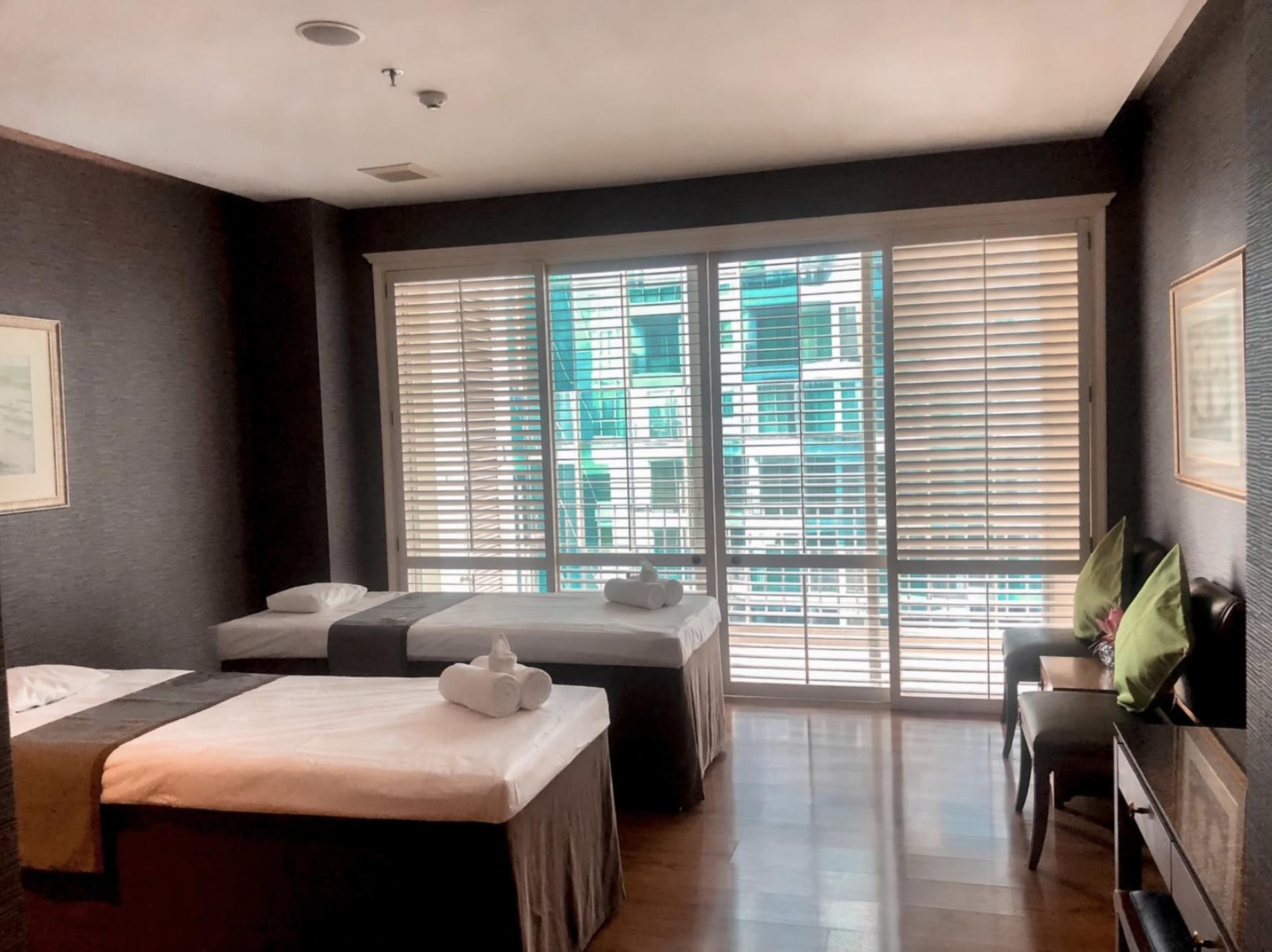 Let's Relax Spa at Ploenchit Grande Centre Point in Bangkok - Thumbnail 4
