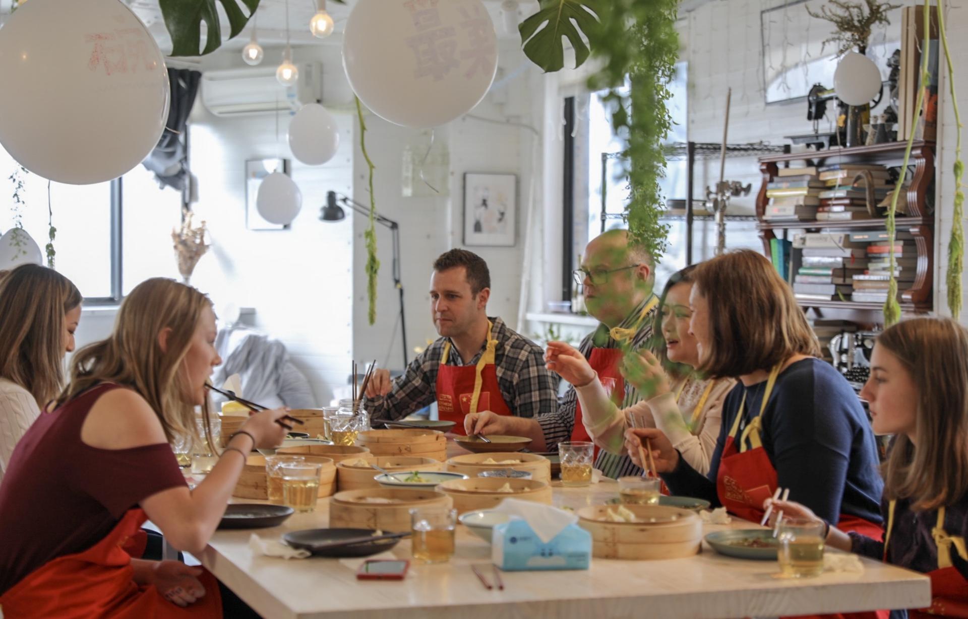 Learn from Cici how to make colorful dumplings that only dim sum chefs can do - Eatwith - Image 1