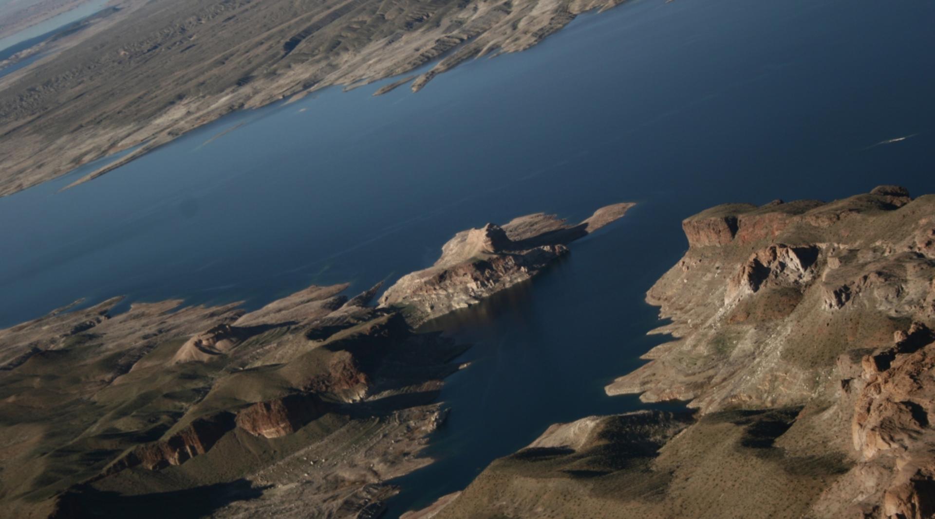 King of Canyons Helicopter Tour (with Landing) from Las Vegas - Thumbnail 3