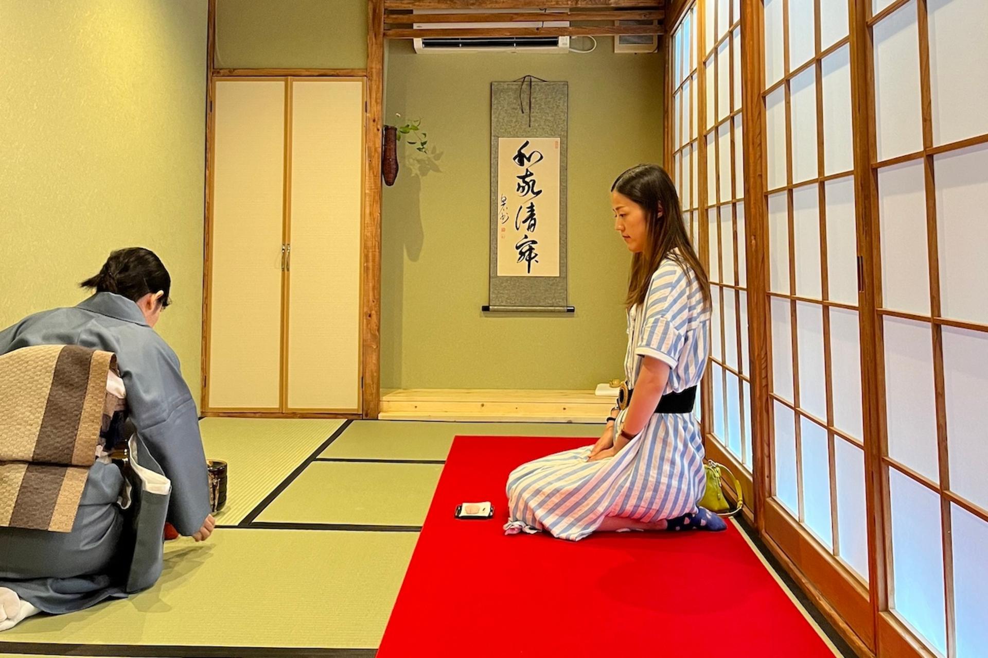 Tea Ceremony Experience in Osaka - Image 1