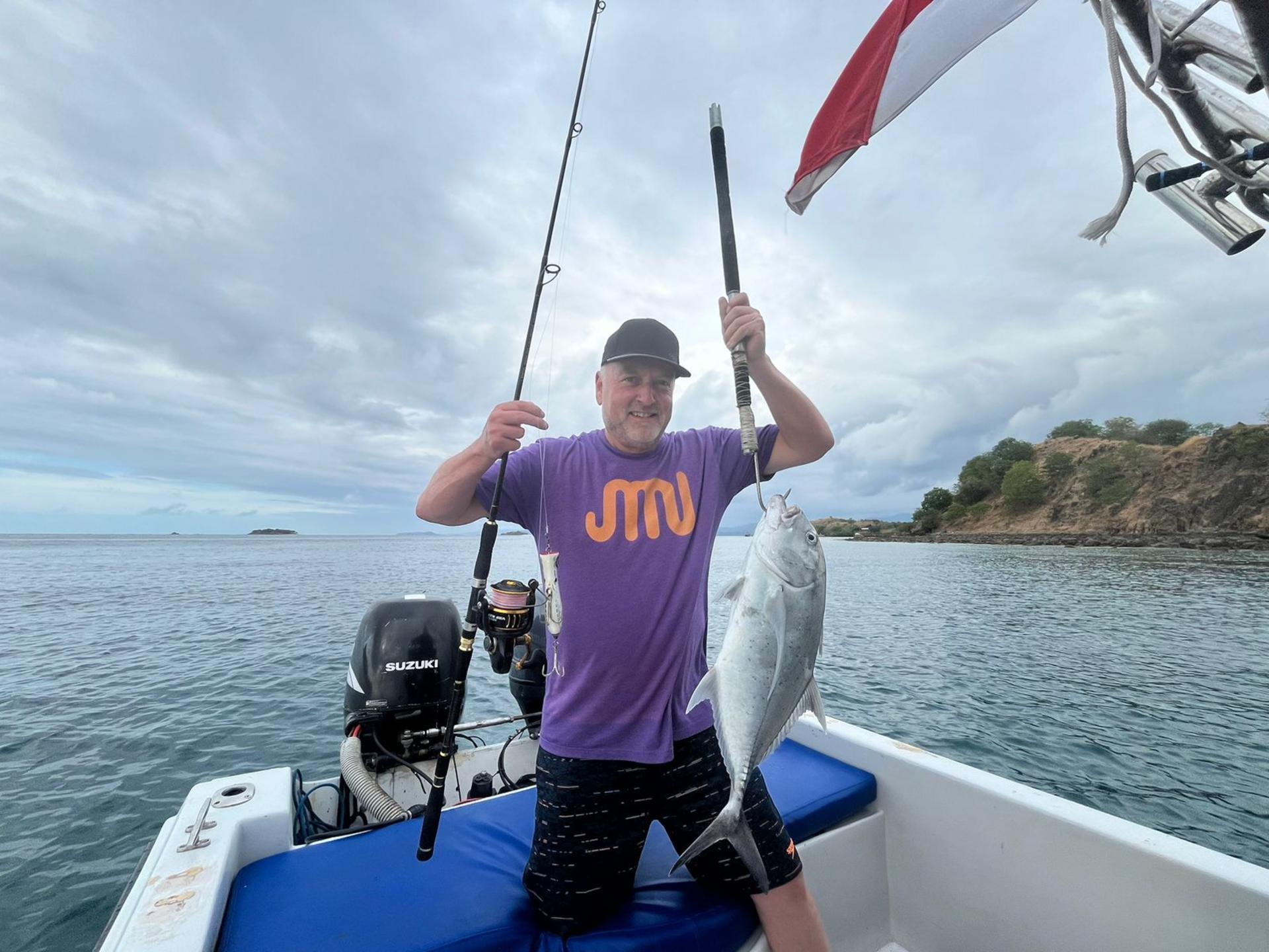 Labuan Bajo Pink Beach Private Full-Day Fishing Tour - Thumbnail 3