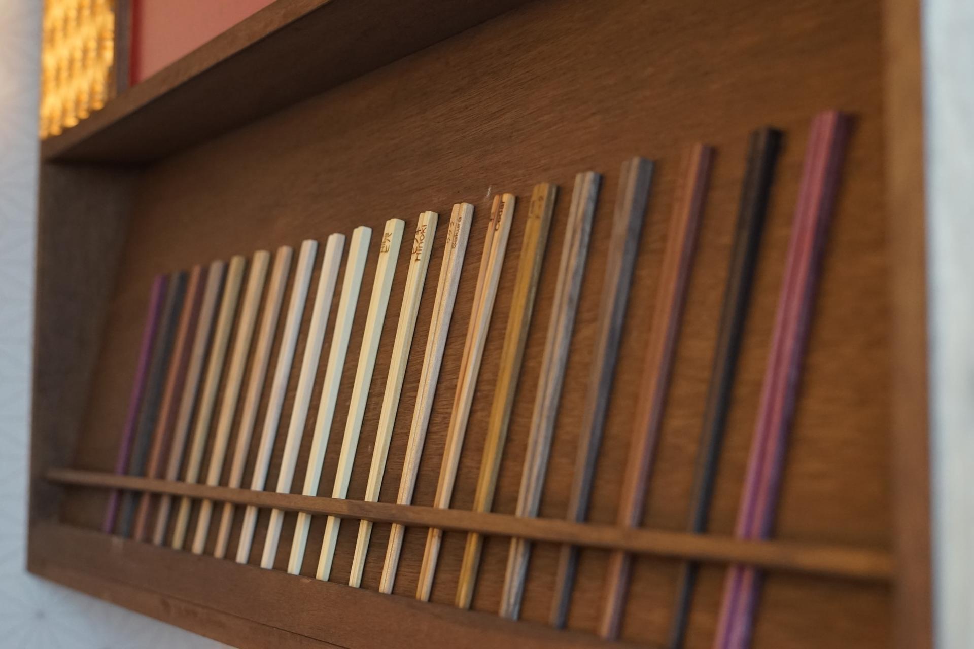 Tokyo Asakusa Chopsticks Workshop: Make Your Own Pair - Thumbnail 3