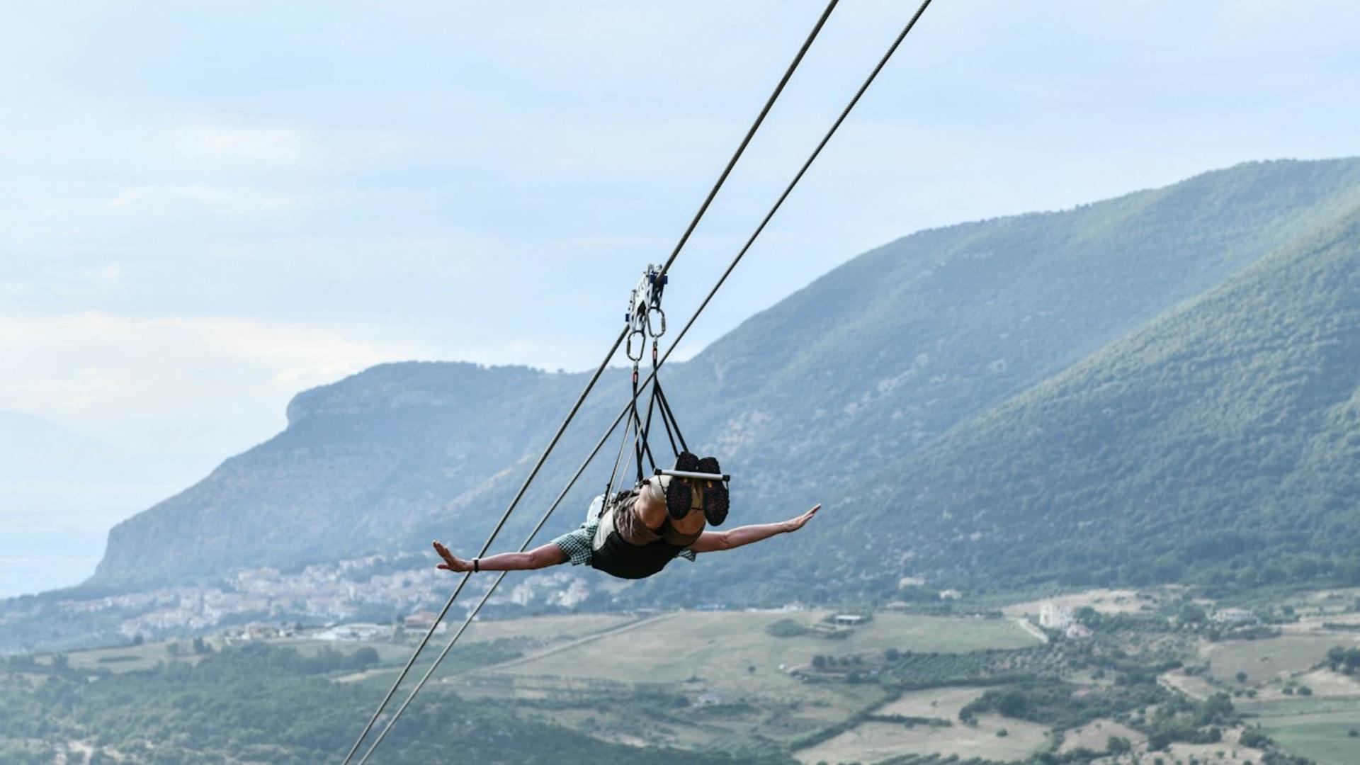 Cilento in Volo Zipline Flight Experience in Trentinara - Thumbnail 3