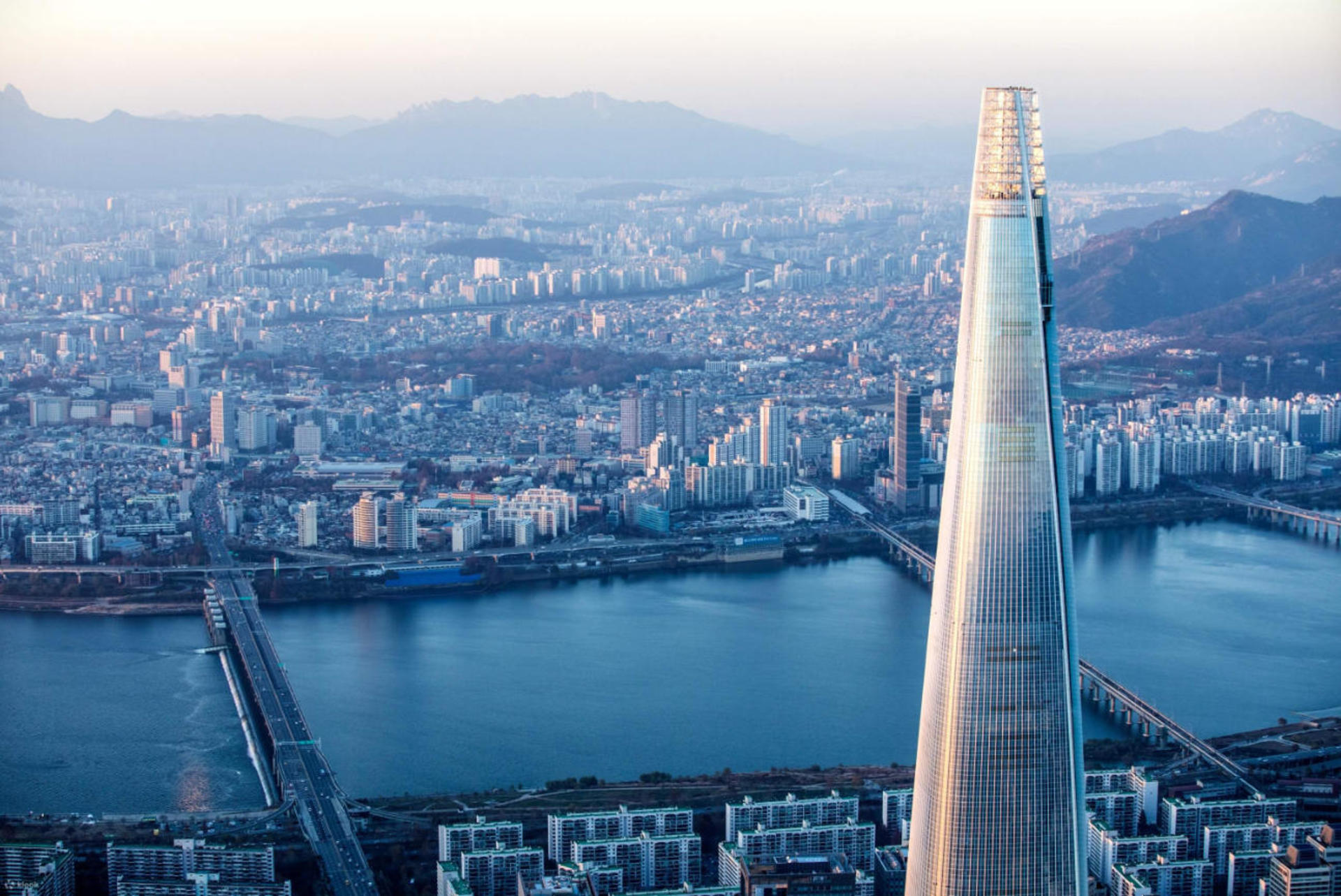 Lotte World + Gyeonggi-do Hot Places Day Tour - Thumbnail 8