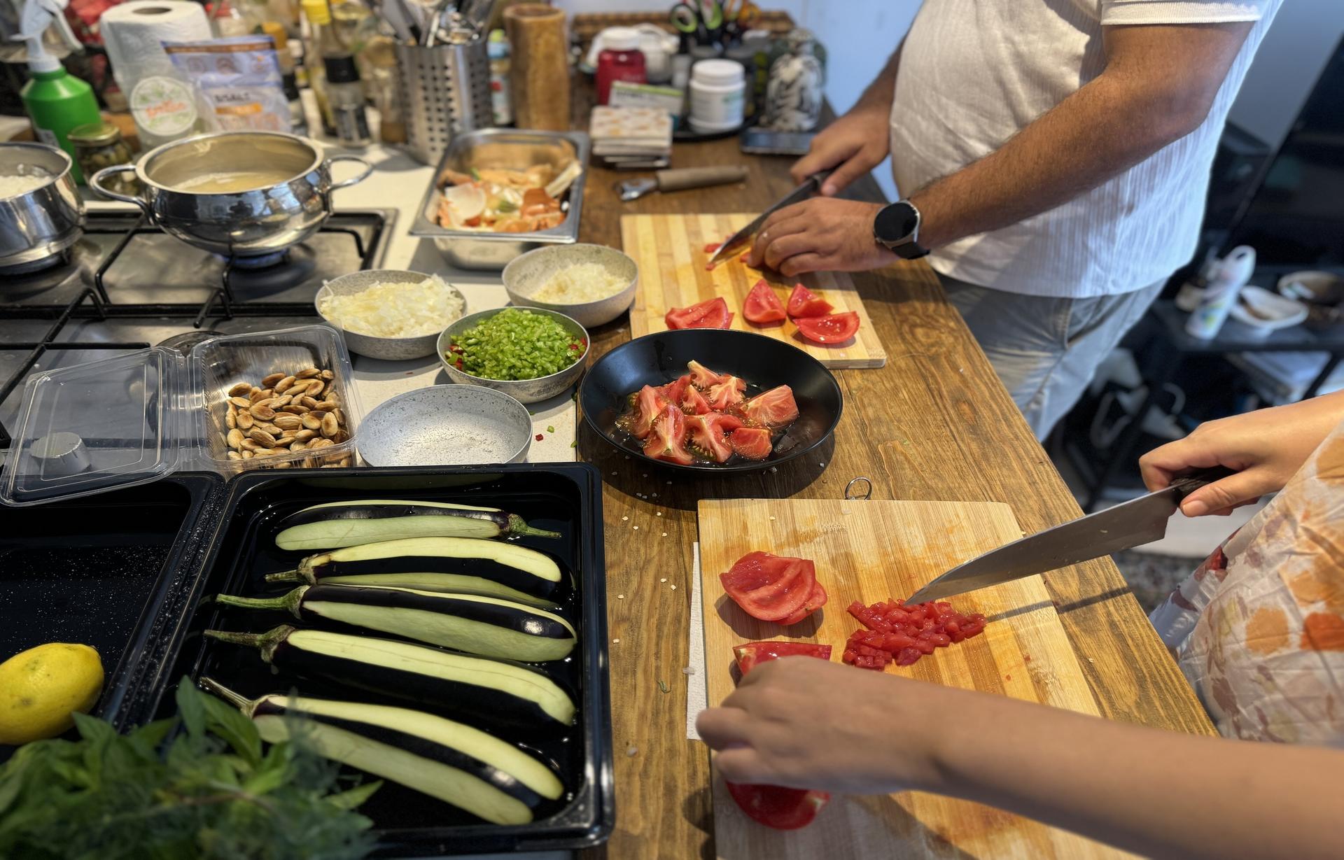 Istanbul: Turkish Cooking Class with a Professional Chef - Thumbnail 3