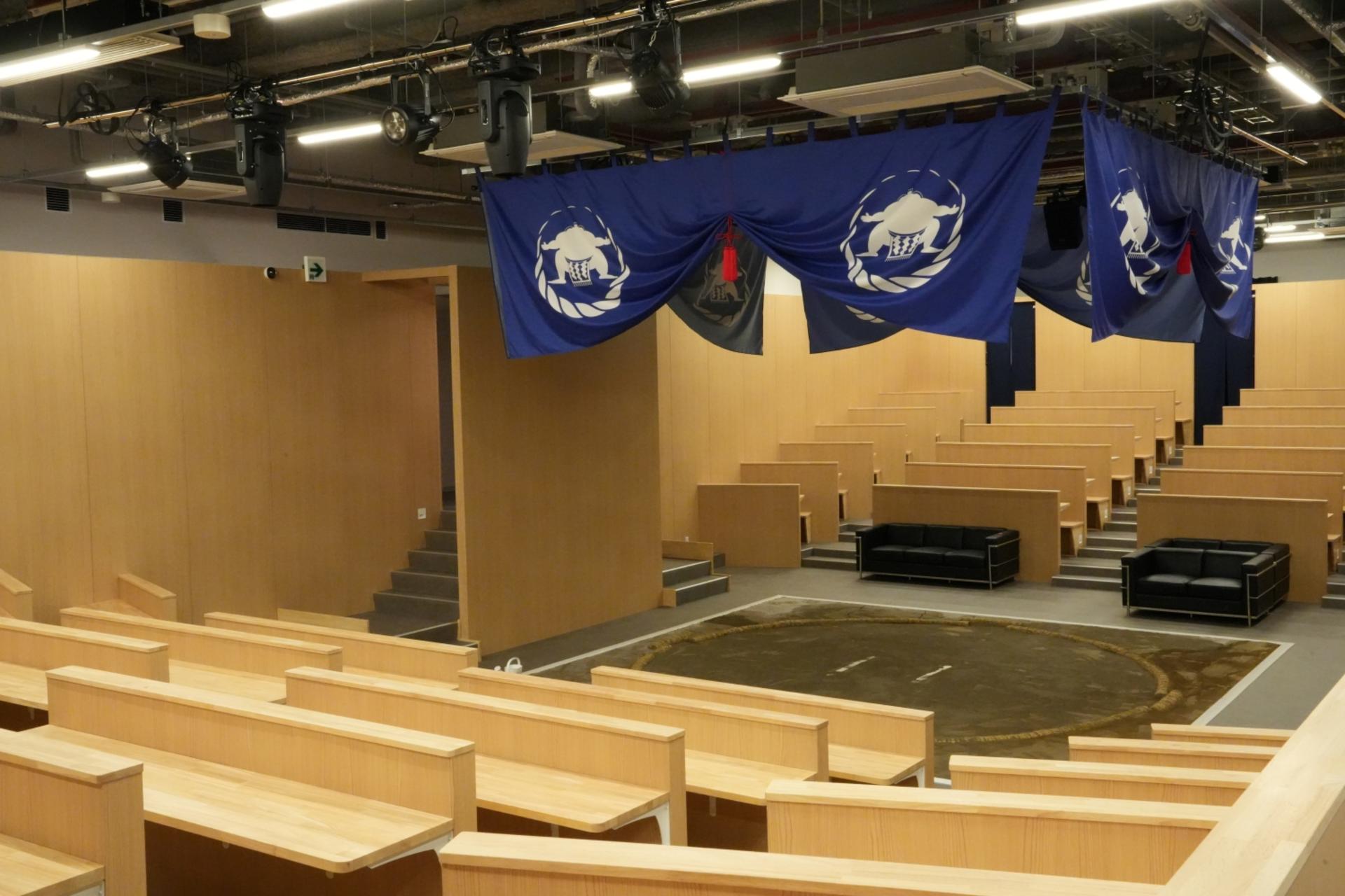Kyoto Grand Sumo Tournament Tour with English Guide - Thumbnail 3