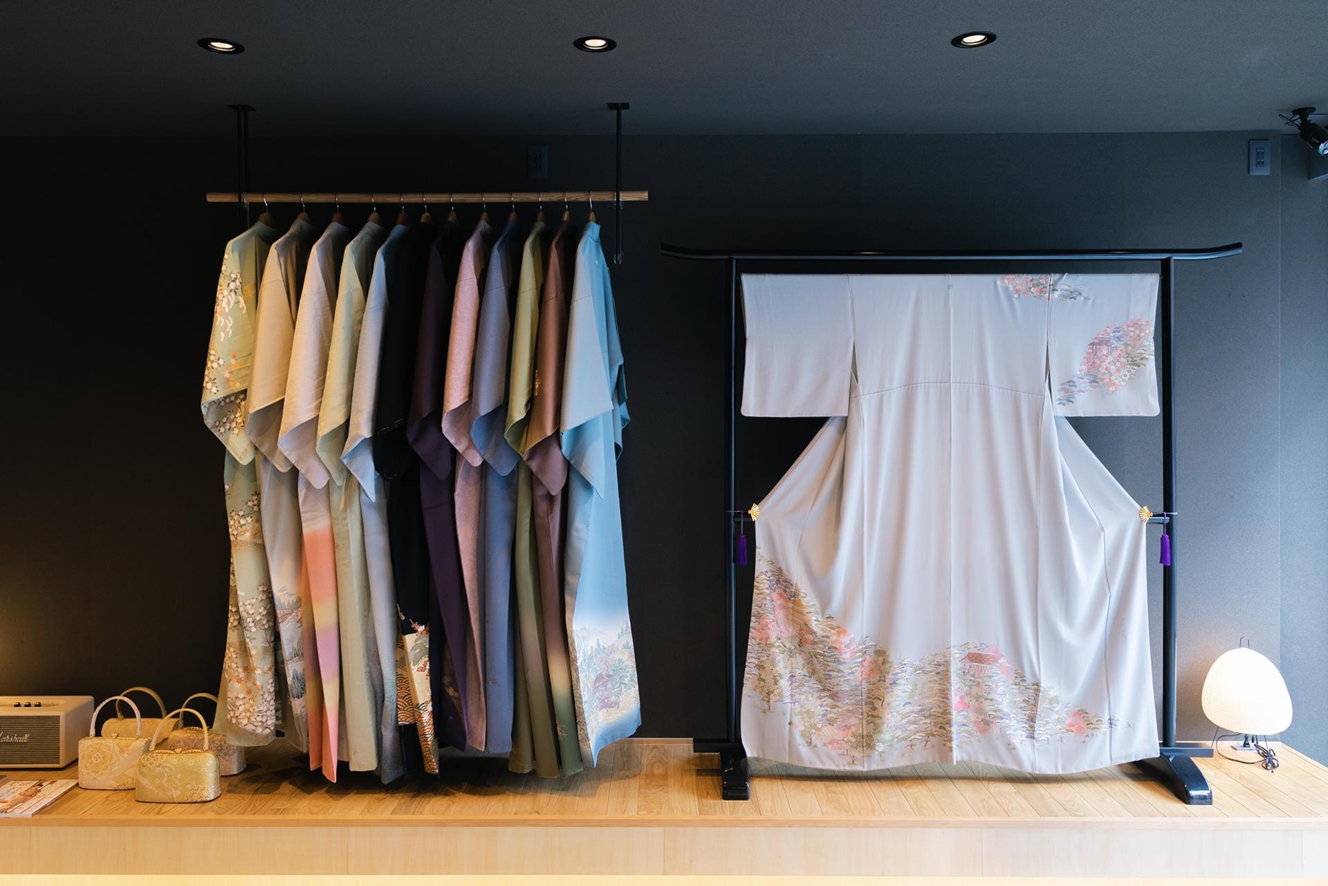 Kyoto Premium Kimono Rental and Photoshooting by Kimono Fusengawa - Thumbnail 19