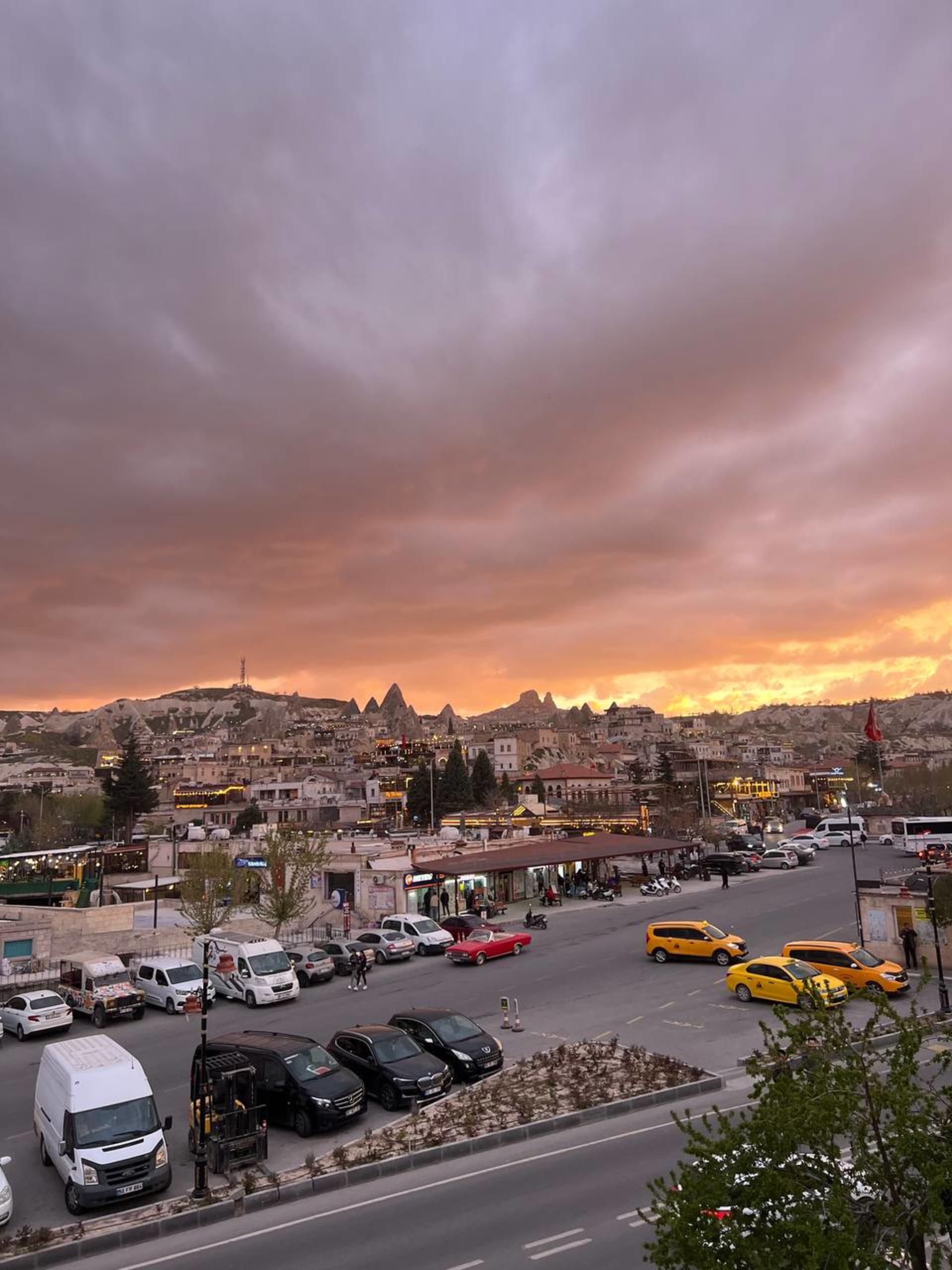 Nevşehir Göreme Sunset & Night Tour with Dinner - Thumbnail 2