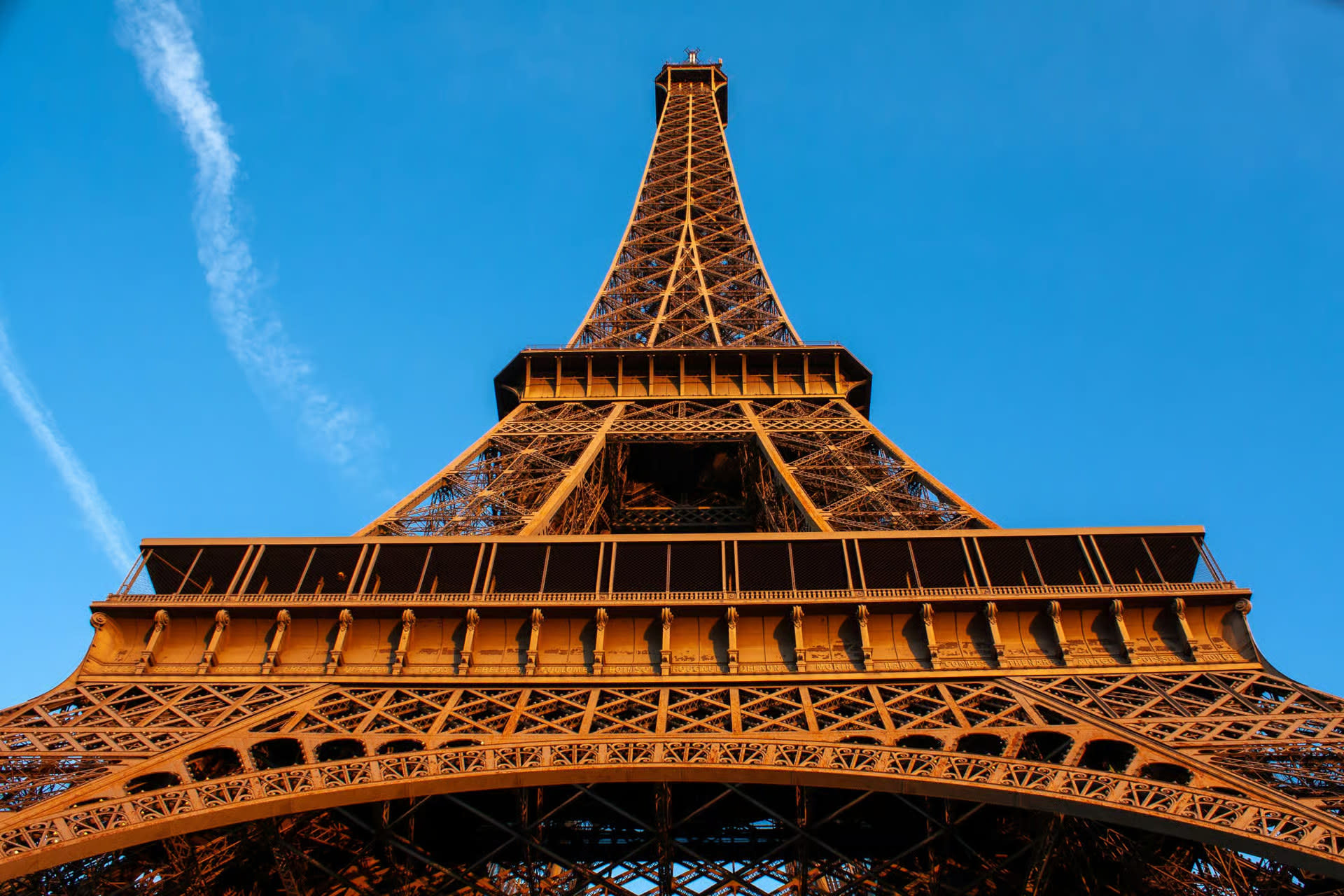 Paris City, Seine River Cruise and Eiffel Tower Reserved Access Tour - Thumbnail 5